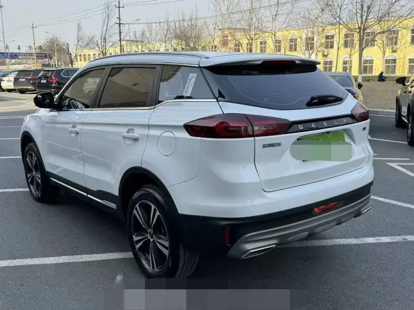2022 GEELY AZKARRA thumbnail 4