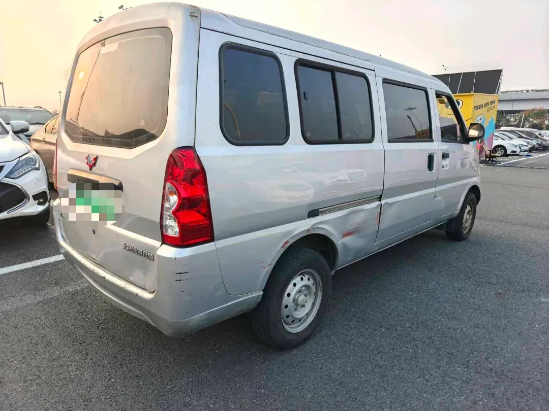 2020 WuLing RongGuang EV BEV 41.6KWH,autocango,china used car exporter,china ev exporter,chinese used car exporter,chinese used ev exporter