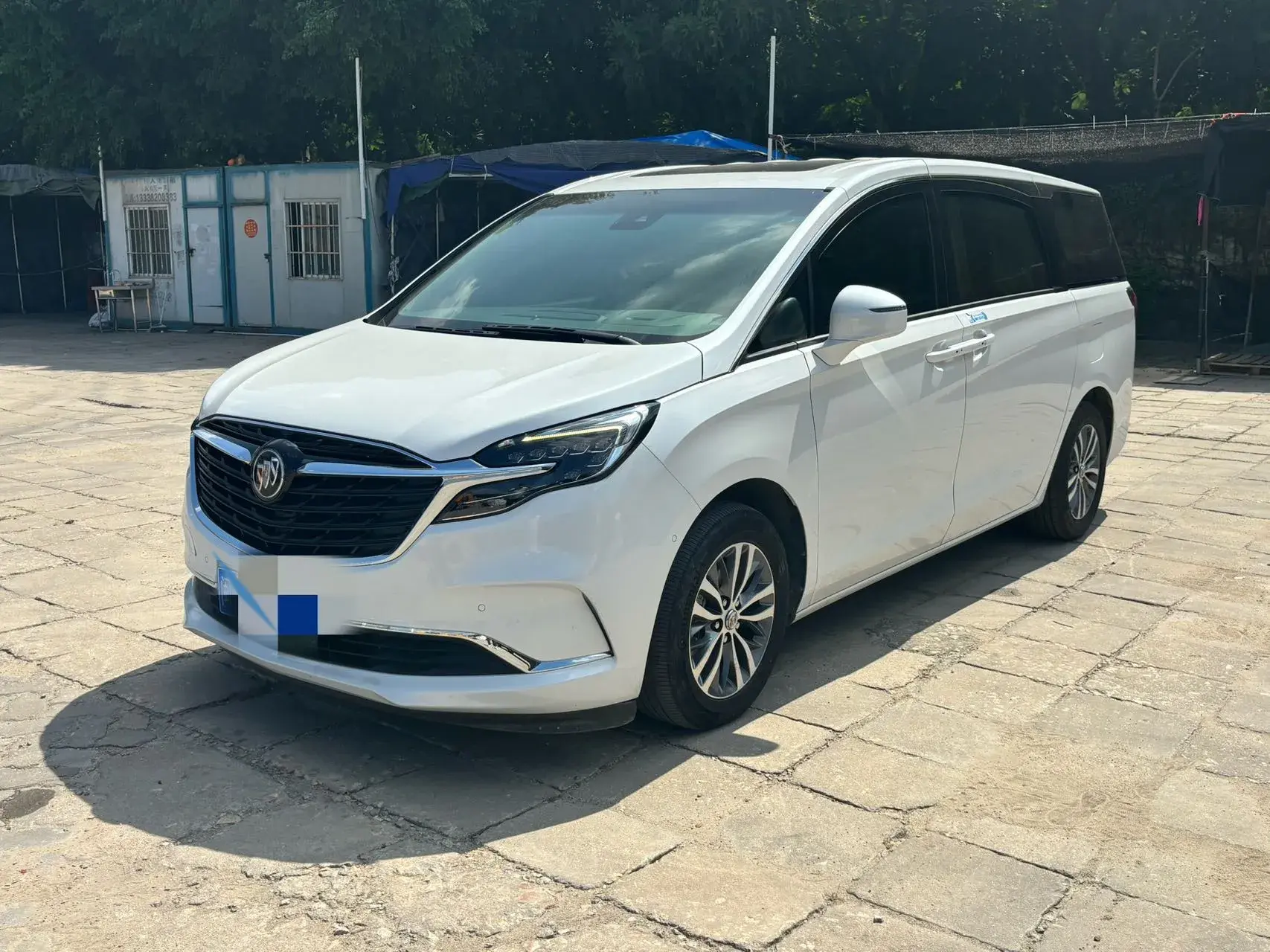 2021 BUICK GL8 view 1