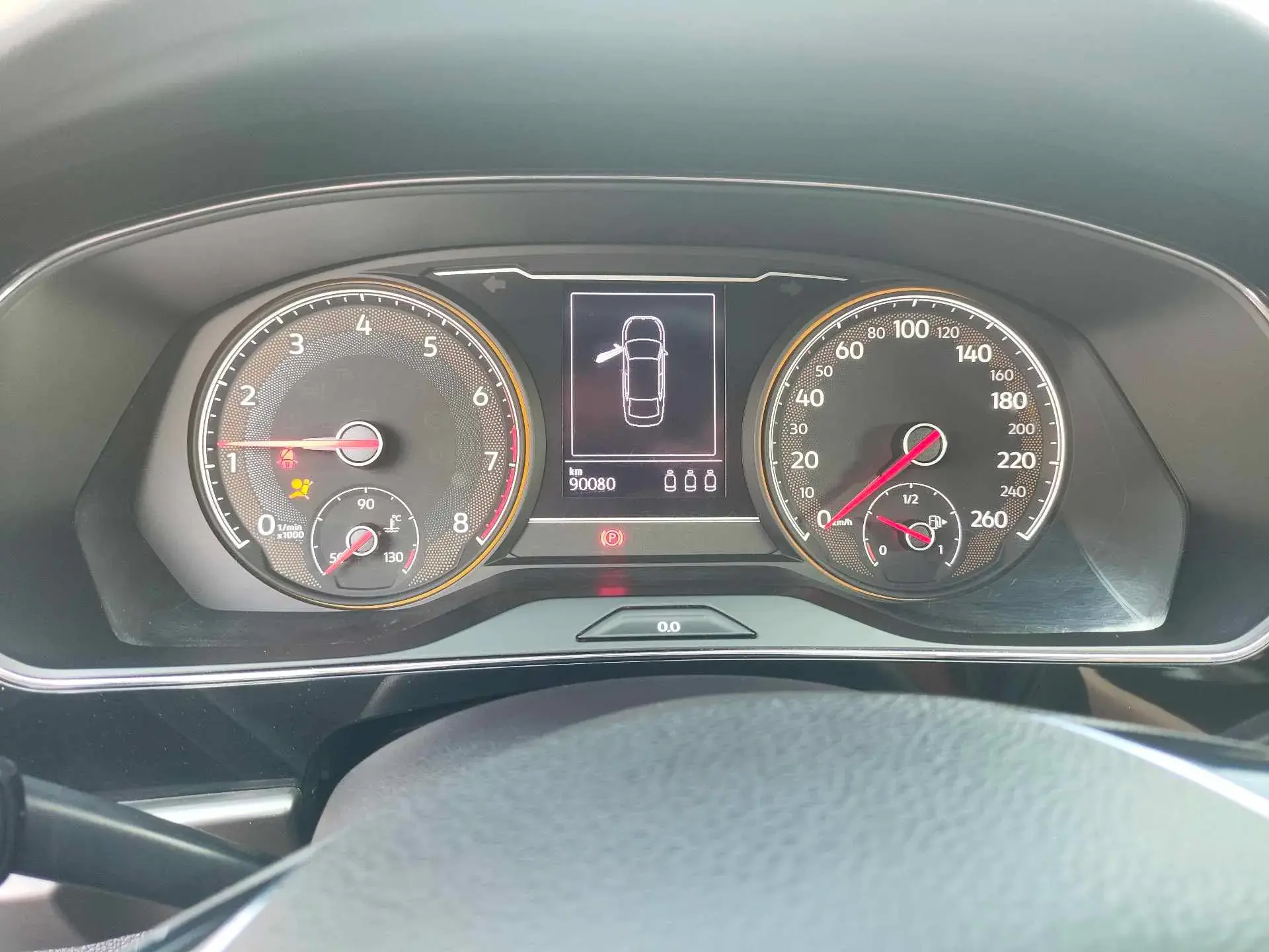 2019 VOLKSWAGEN PASSAT thumbnail 4