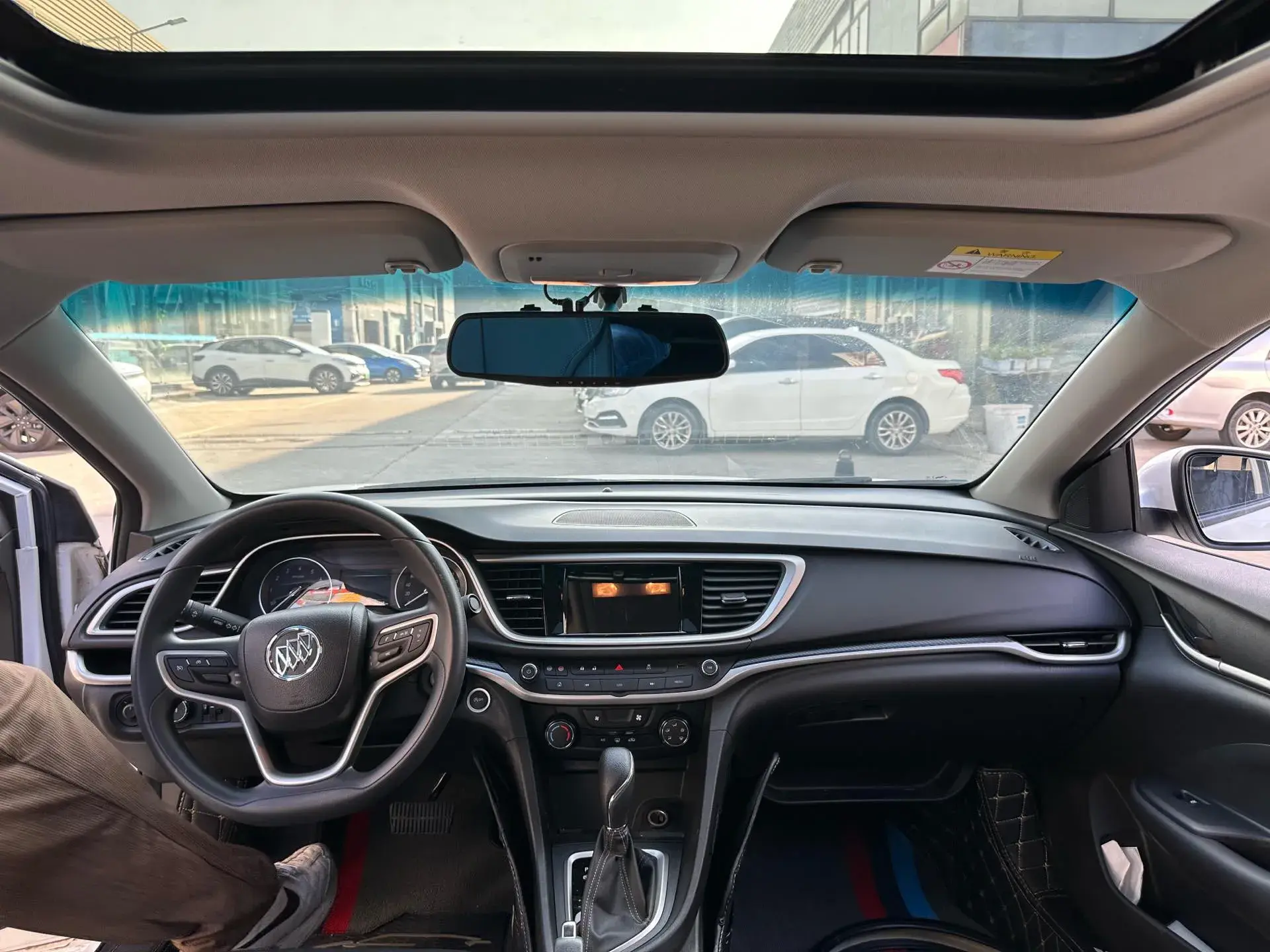 2020 BUICK REGAL thumbnail 4