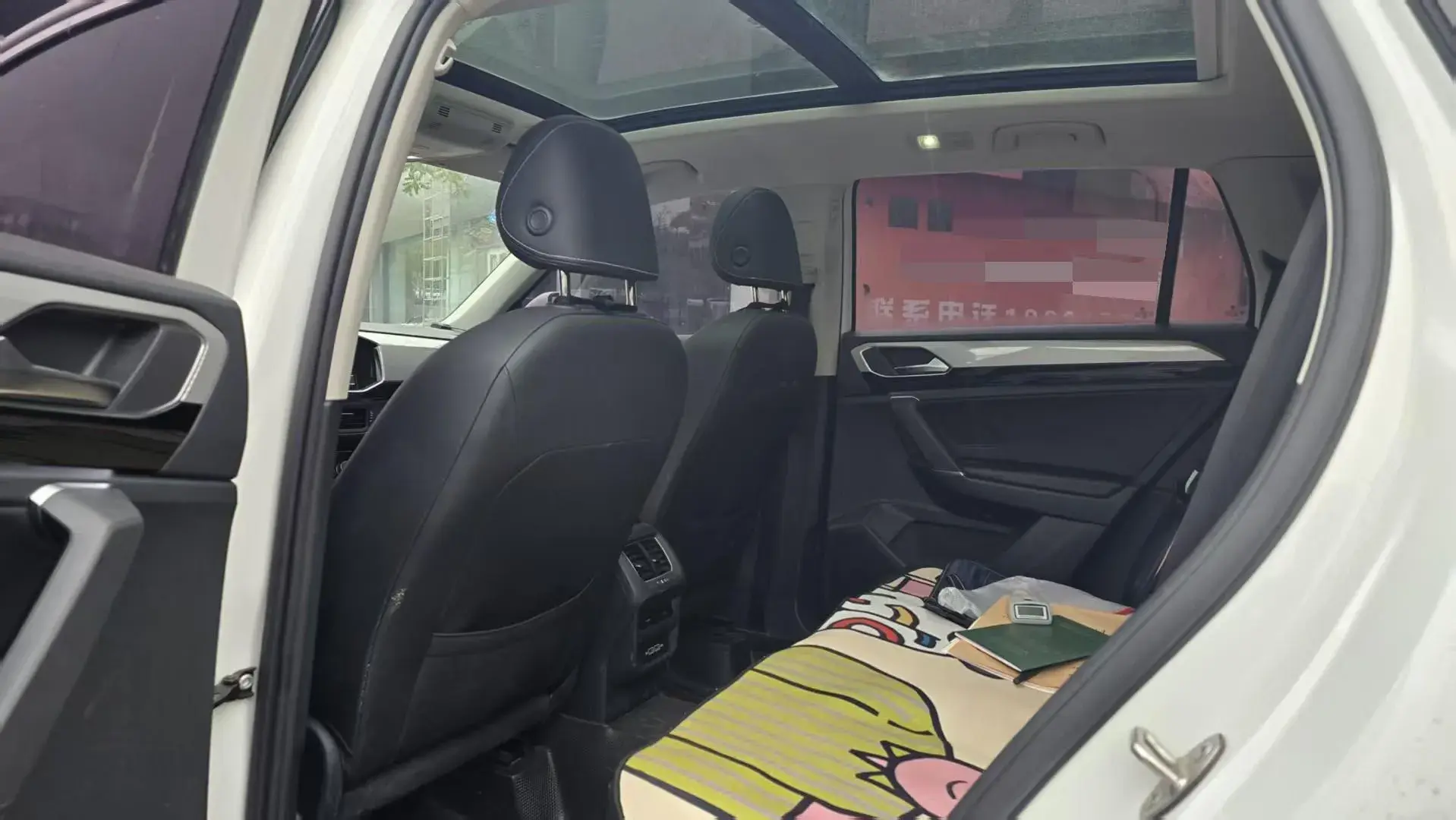 2019 VOLKSWAGEN TAYRON thumbnail 4