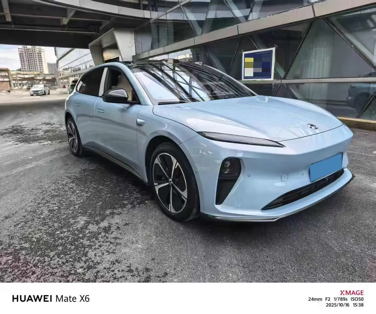 2024 NIO ET5T thumbnail 3