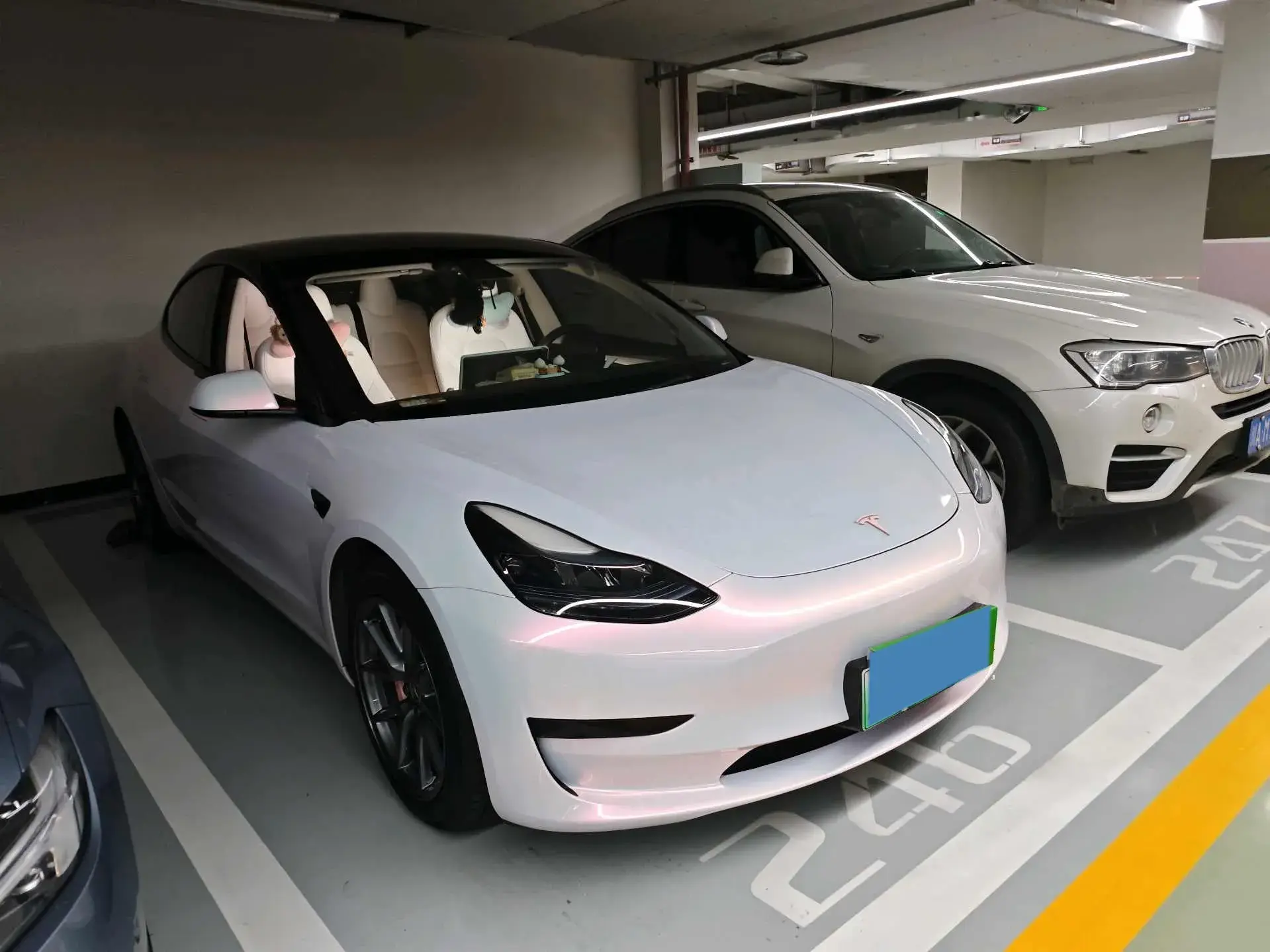 2022 TESLA MODEL thumbnail 3