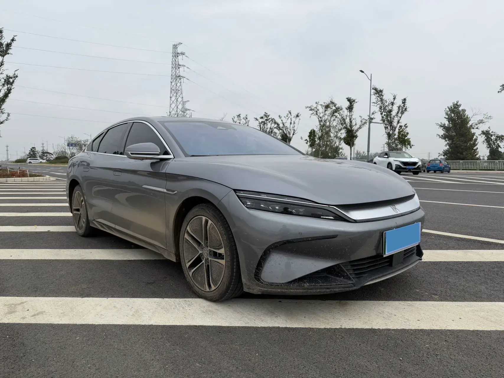 2023 BYD HAN thumbnail 3