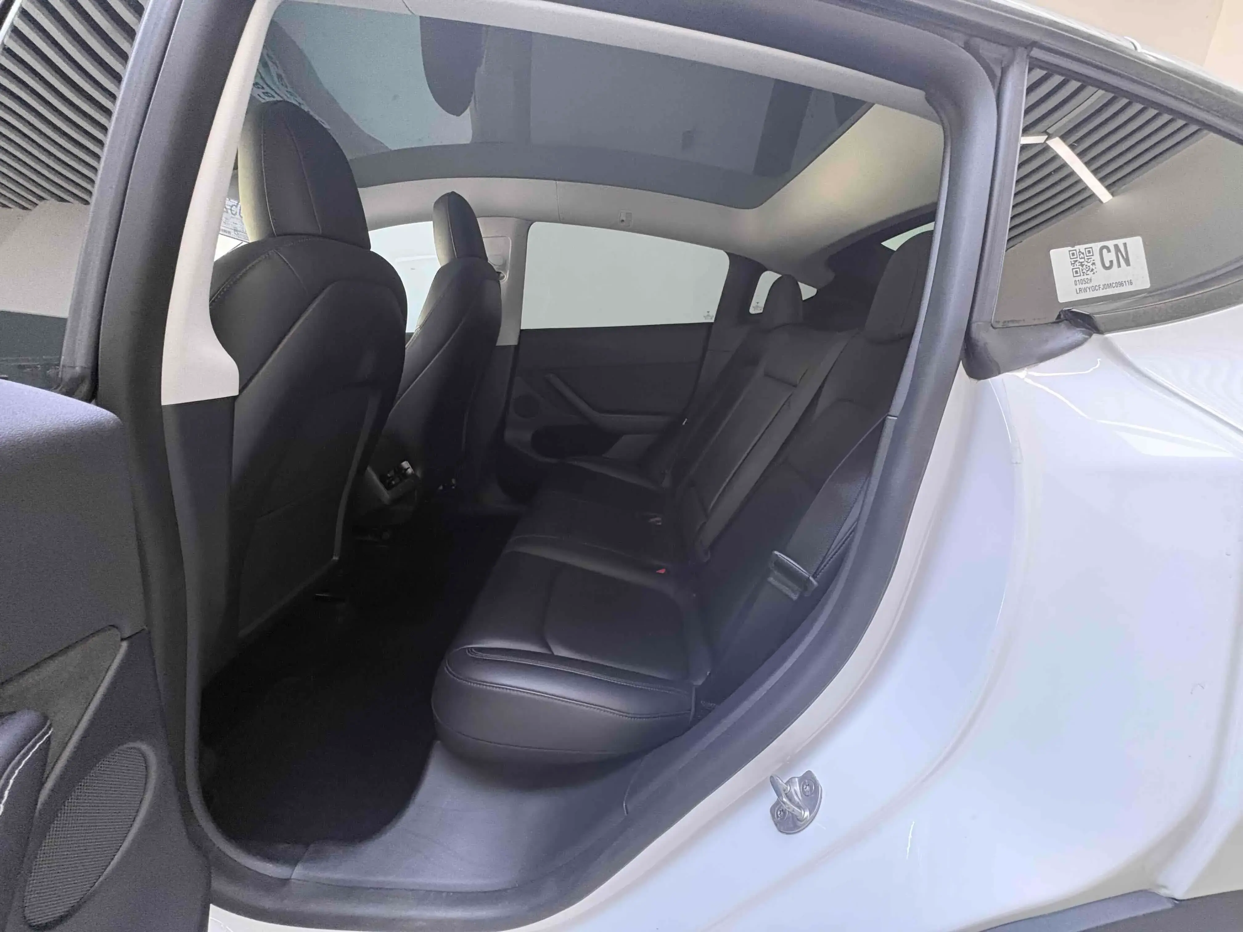 2021 TESLA MODEL thumbnail 4