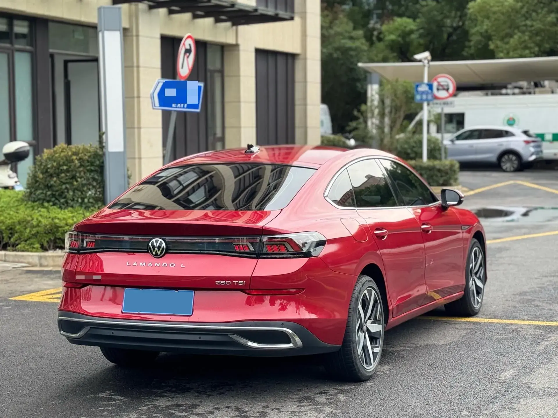 2022 VOLKSWAGEN LAMANDO thumbnail 4