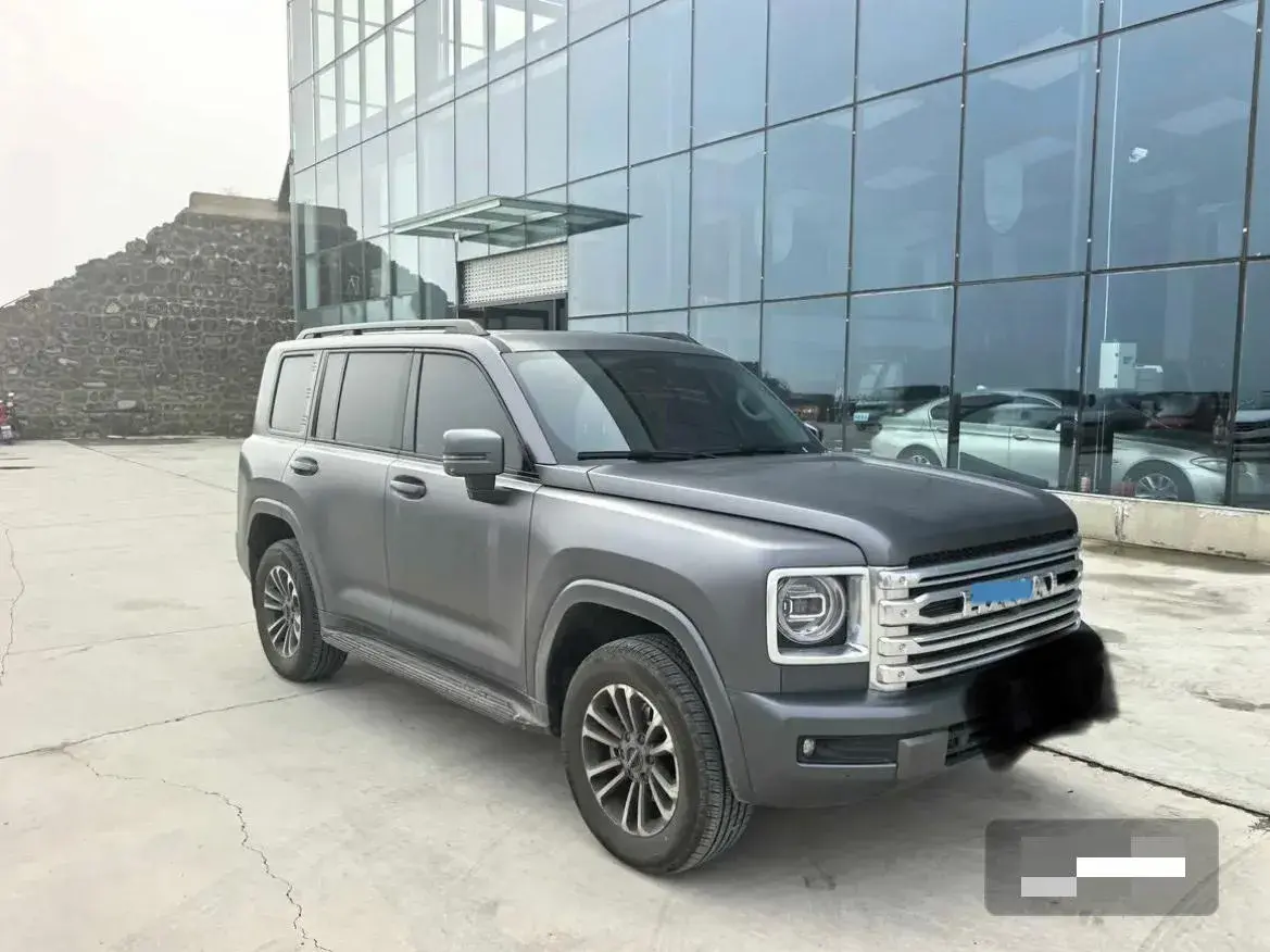 2024 HAVAL H9 thumbnail 3