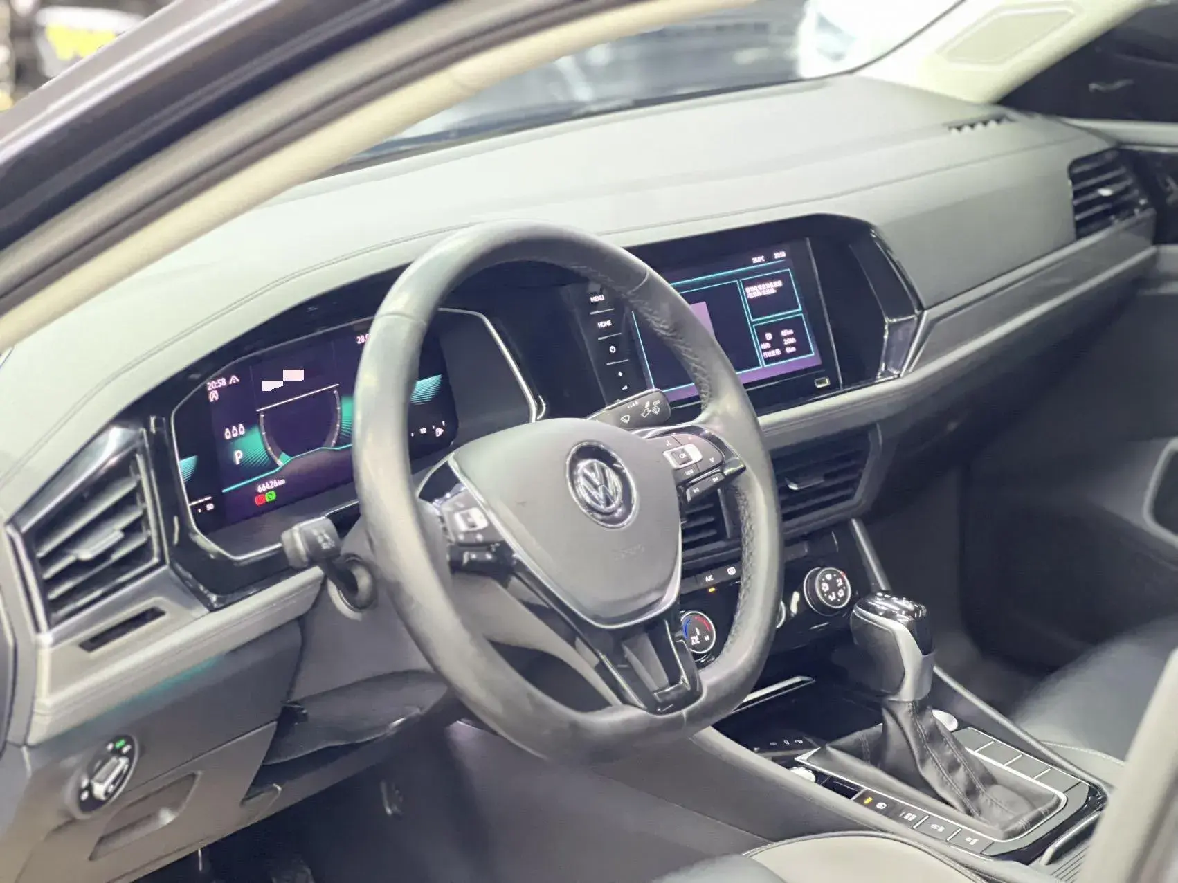 2021 VOLKSWAGEN SAGITAR thumbnail 4