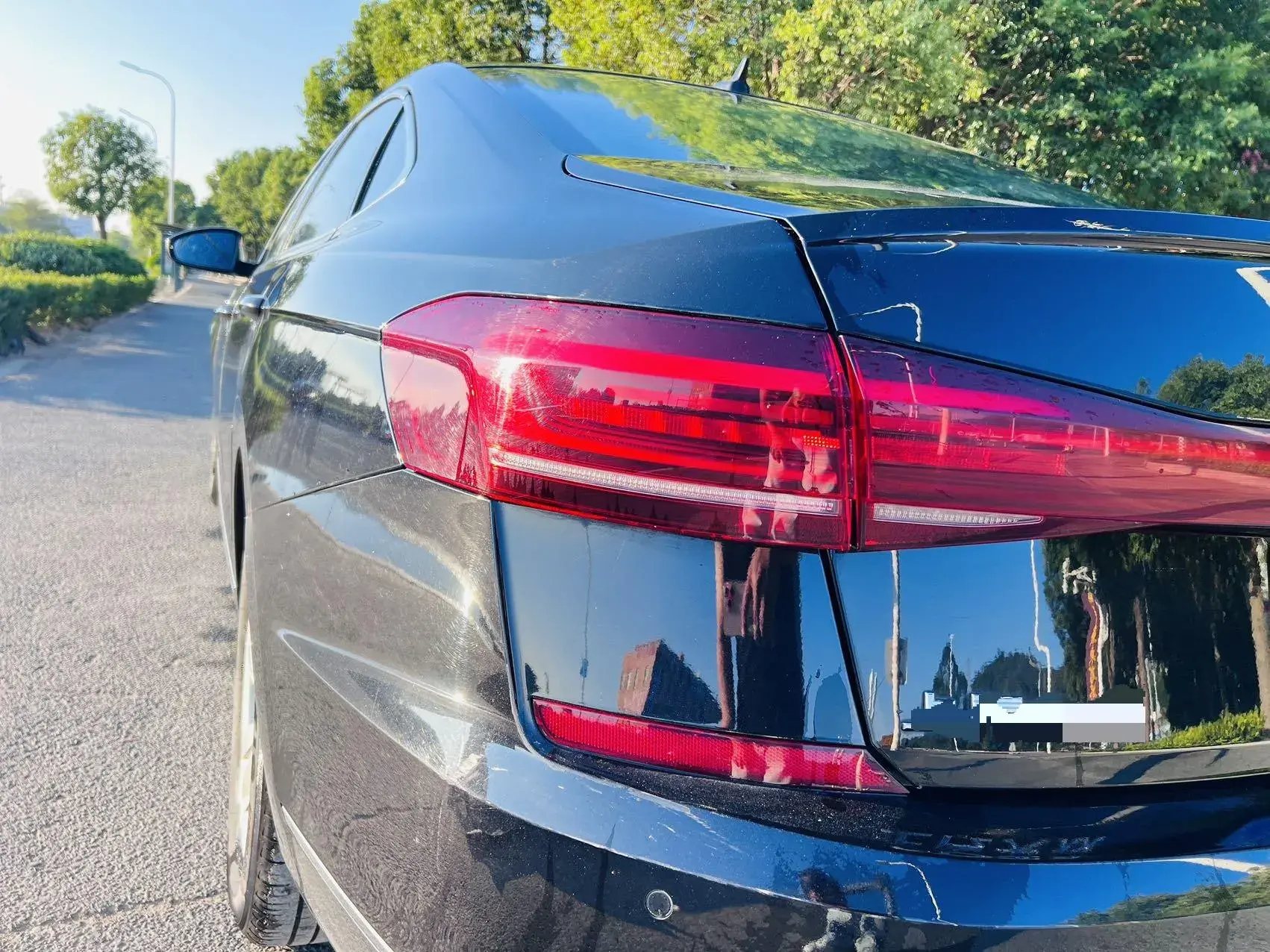 2024 VOLKSWAGEN PASSAT thumbnail 3