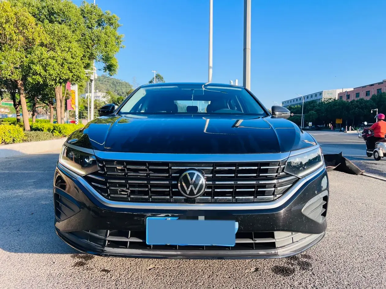 2024 VOLKSWAGEN PASSAT thumbnail 2