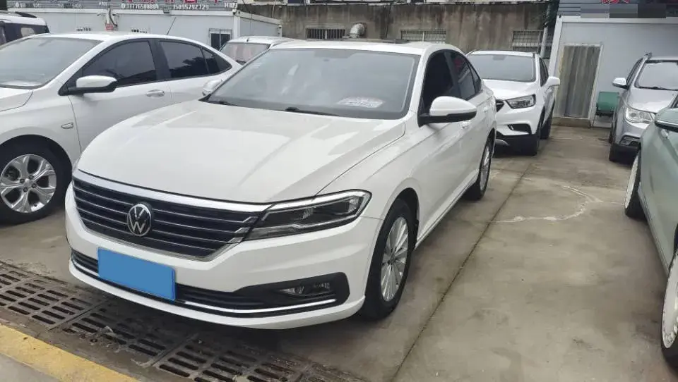 2019 VOLKSWAGEN LAVIDA view 1