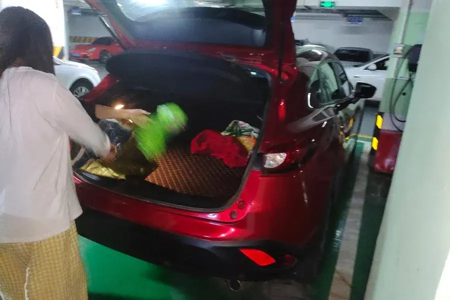 2018 MAZDA CX-4 thumbnail 3