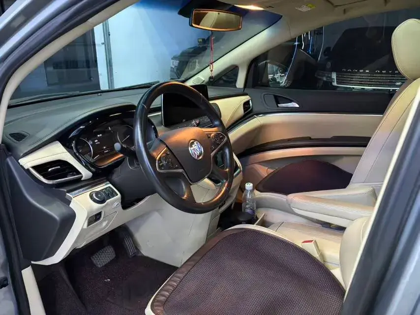 2023 BUICK GL8 thumbnail 3