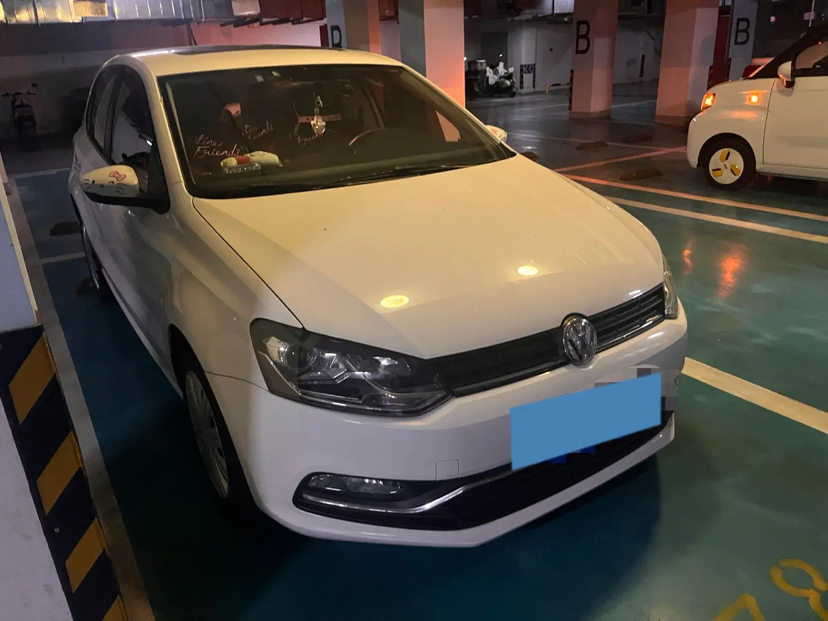 2016 VOLKSWAGEN POLO thumbnail 2