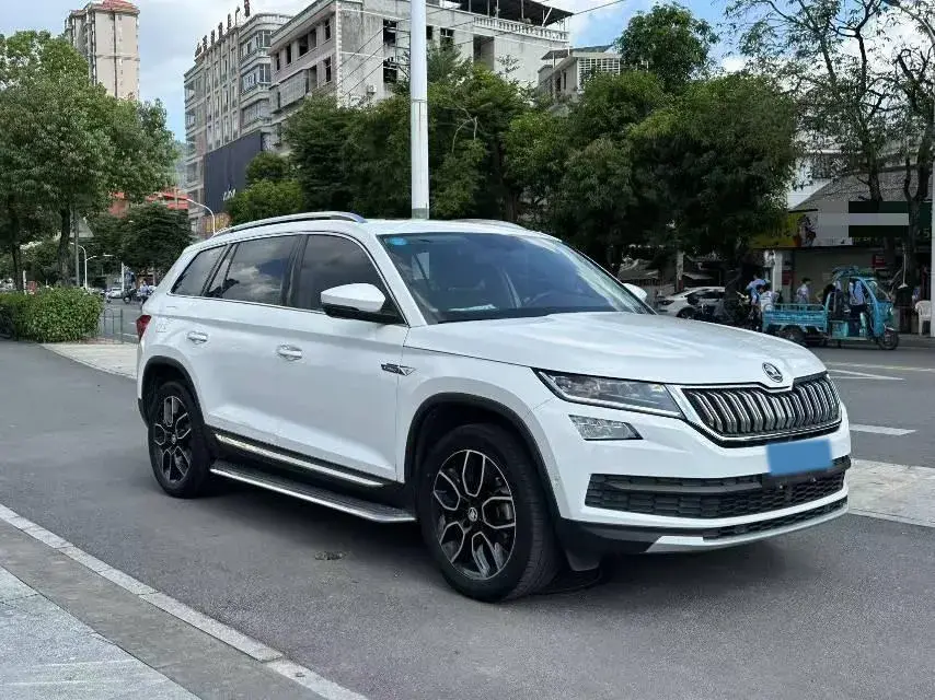 2019 SKODA KODIAK thumbnail 3