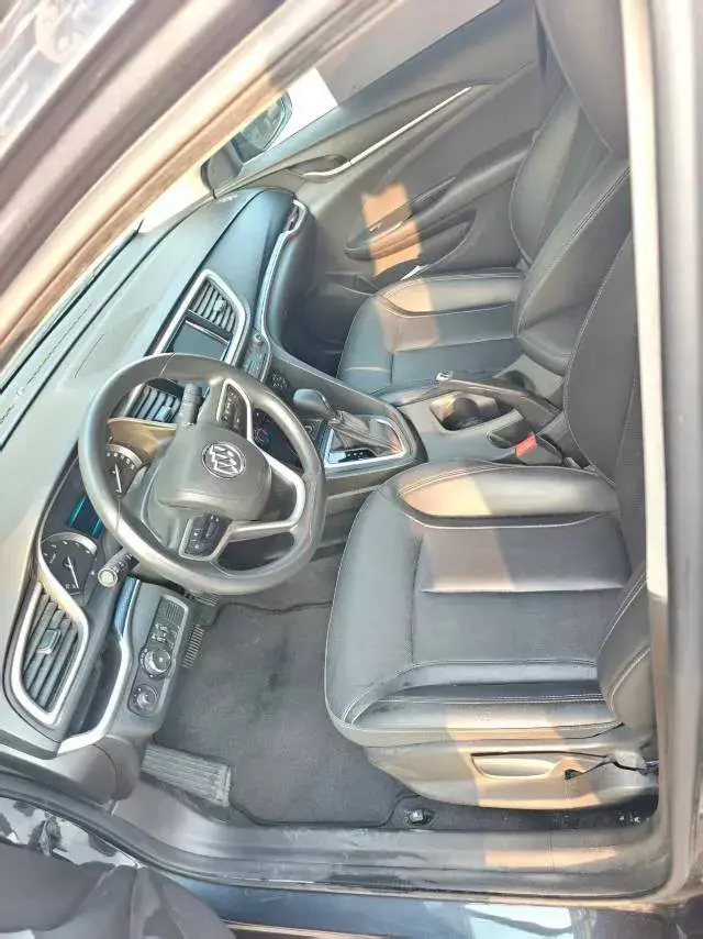 2021 BUICK EXCELLE thumbnail 2