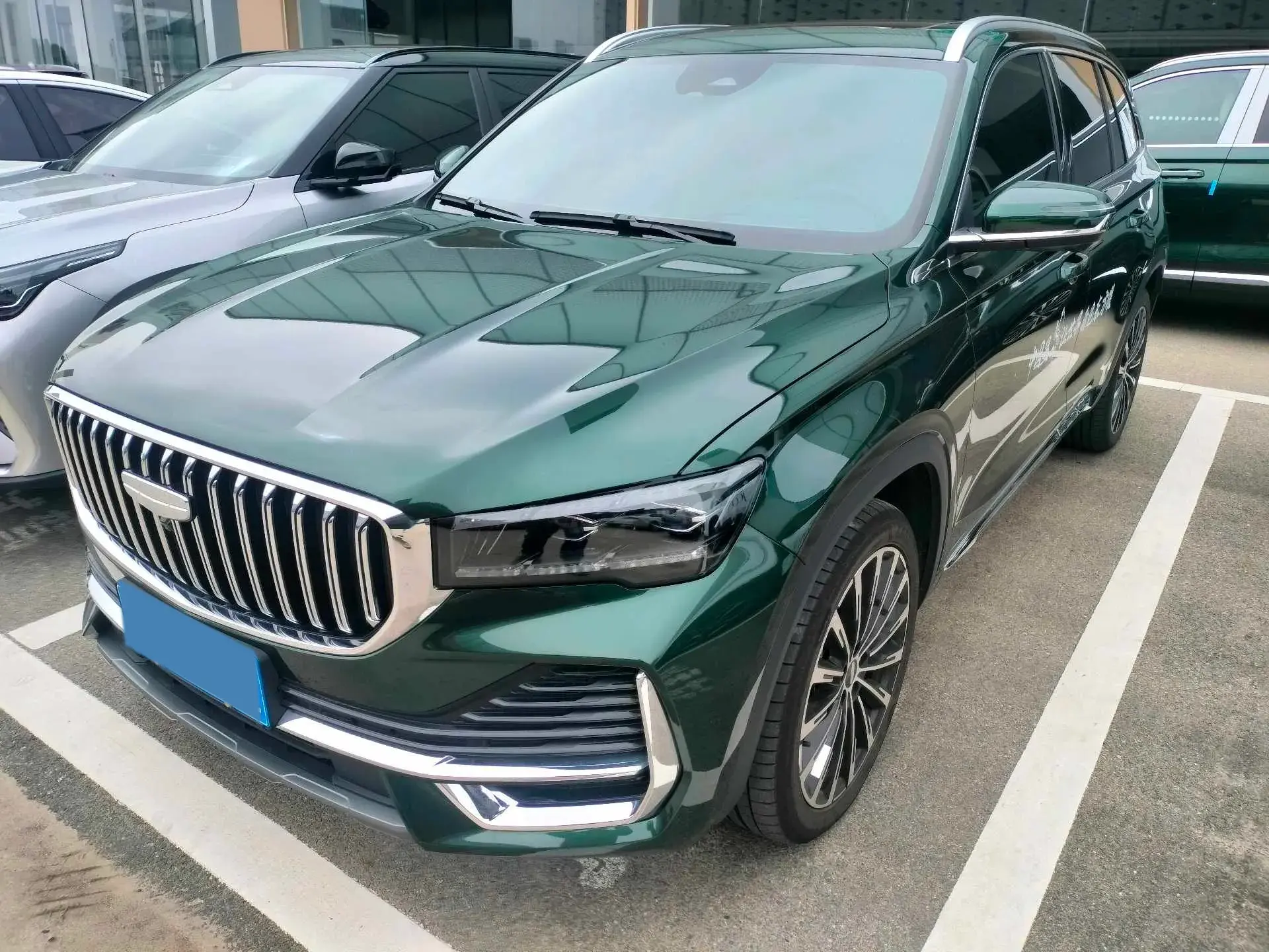 2025 GEELY MONJARO view 1