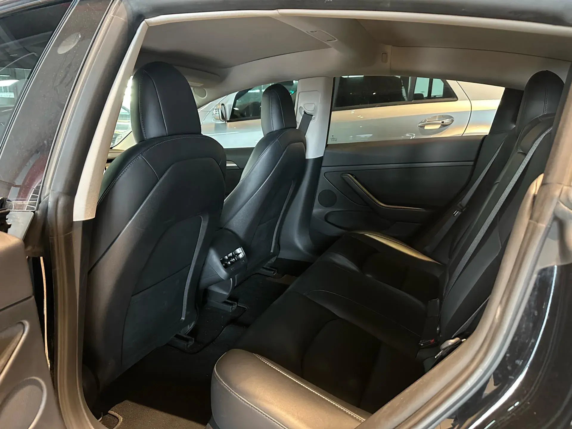 2022 TESLA MODEL thumbnail 4