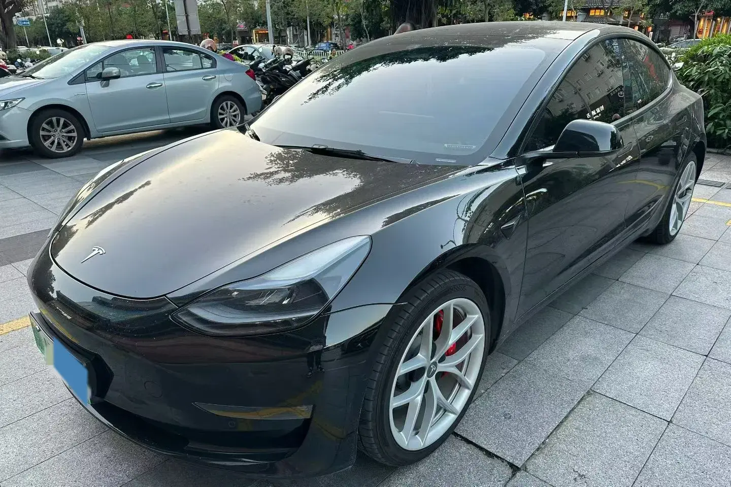 2022 TESLA MODEL view 1