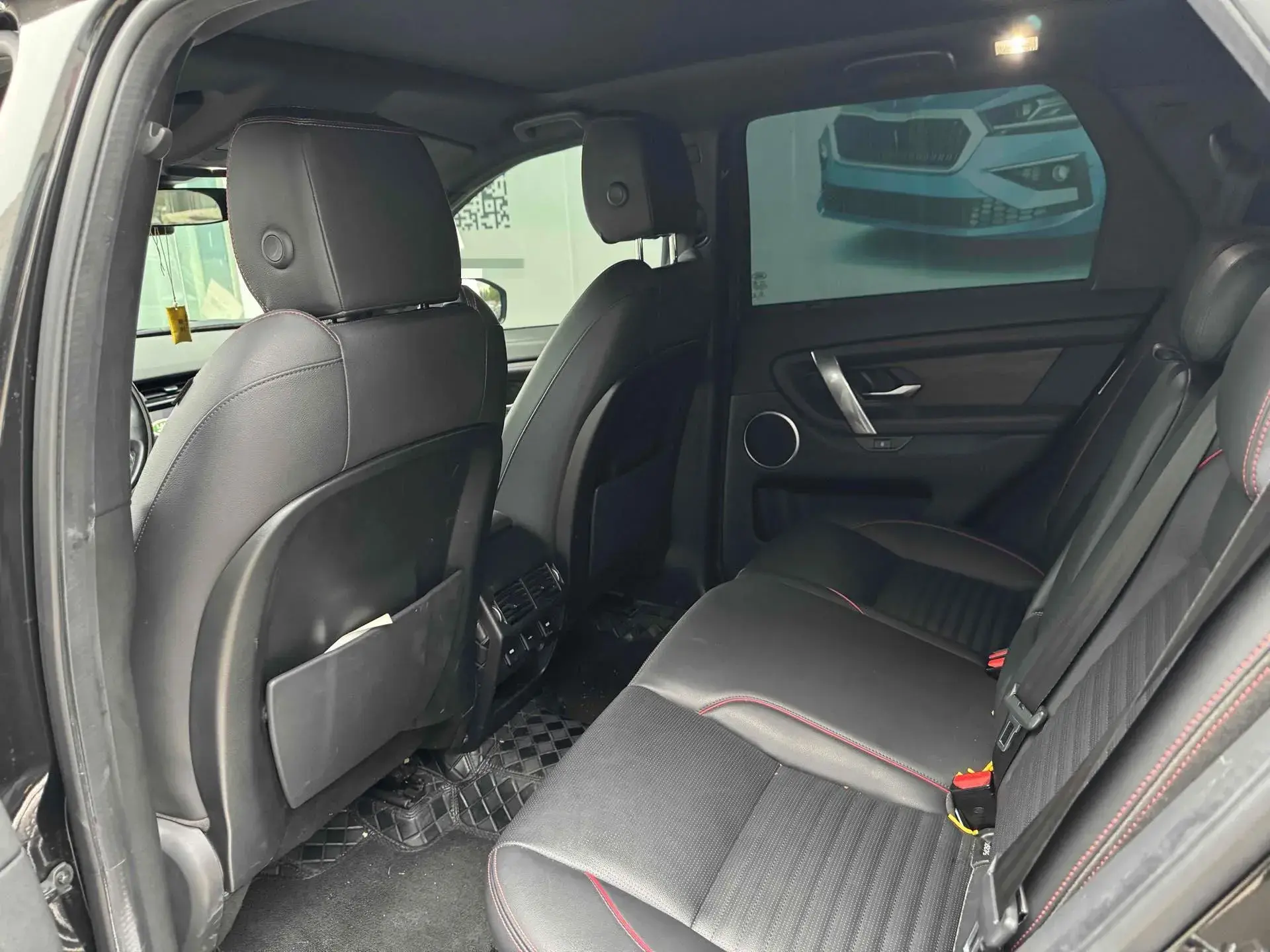 2020 LAND ROVER thumbnail 4