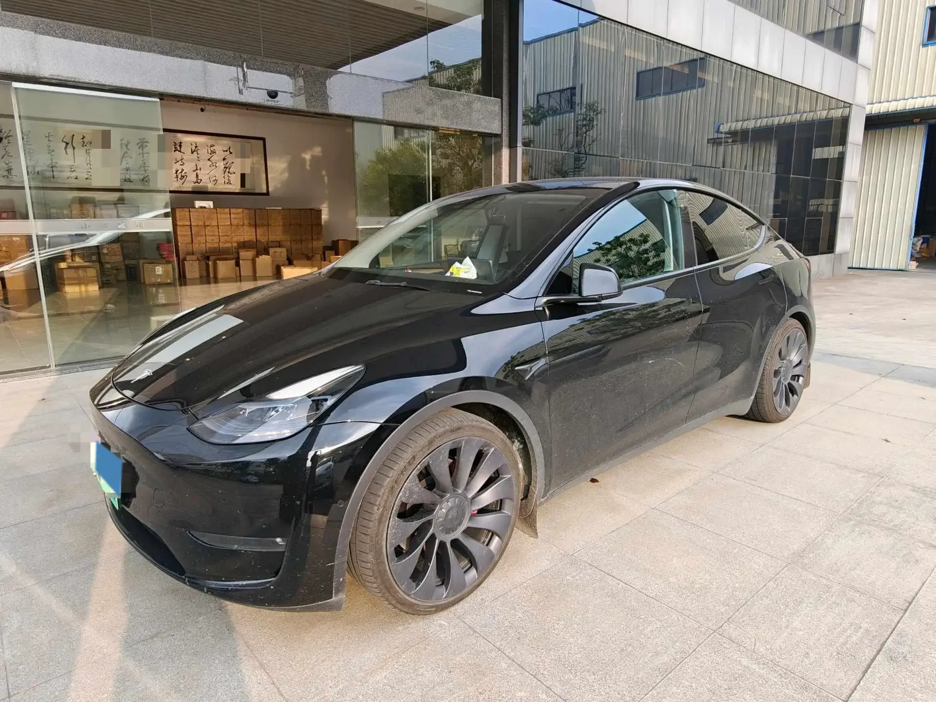2022 TESLA MODEL view 1