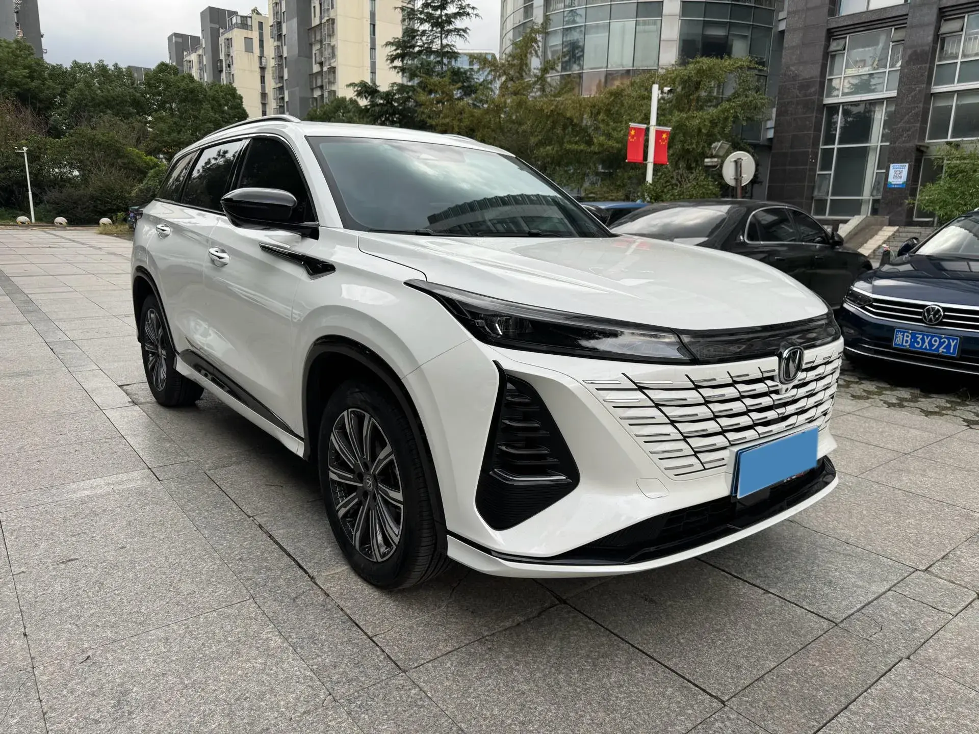 2025 CHANGAN CS75 thumbnail 3