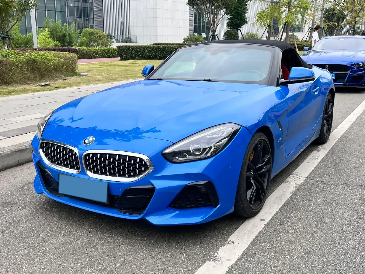 2019 BMW Z4 2.0T 197HP L4 8AT