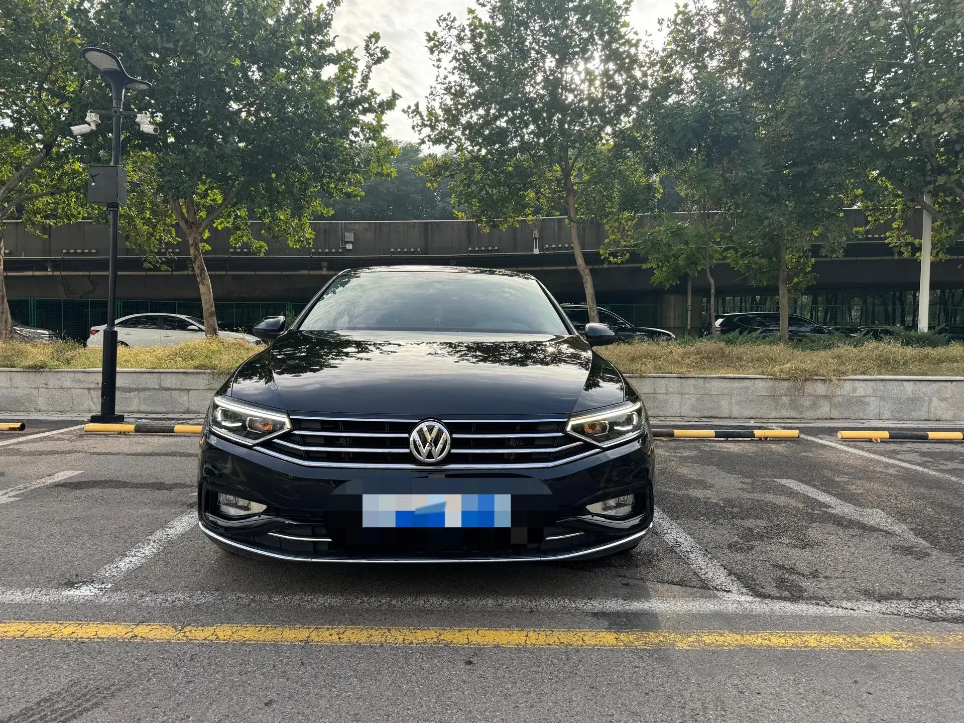 2020 VOLKSWAGEN MAGOTAN thumbnail 2