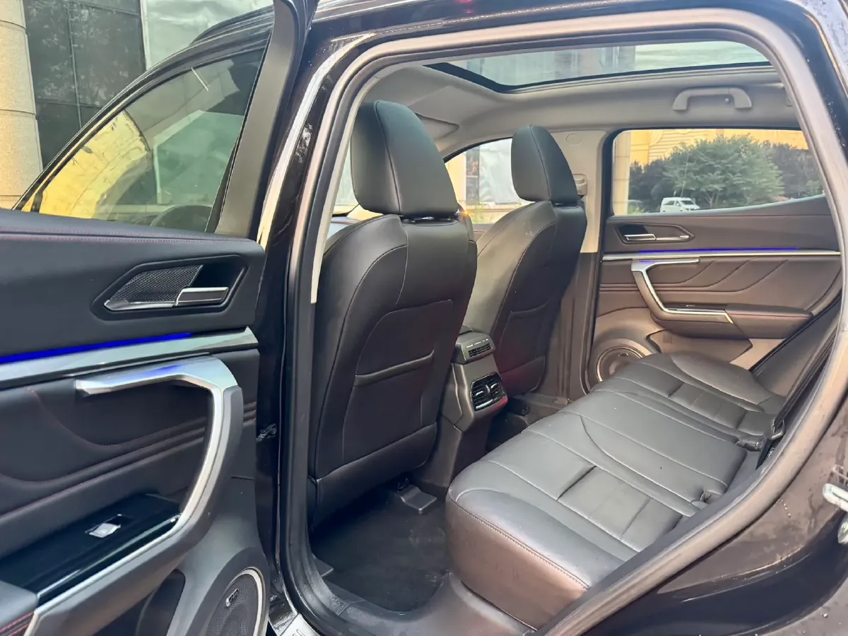 2017 Zotye T700 2.0T 190HP L4 8AT,autocango,china used car exporter,china ev exporter,chinese used car exporter,chinese used ev exporter