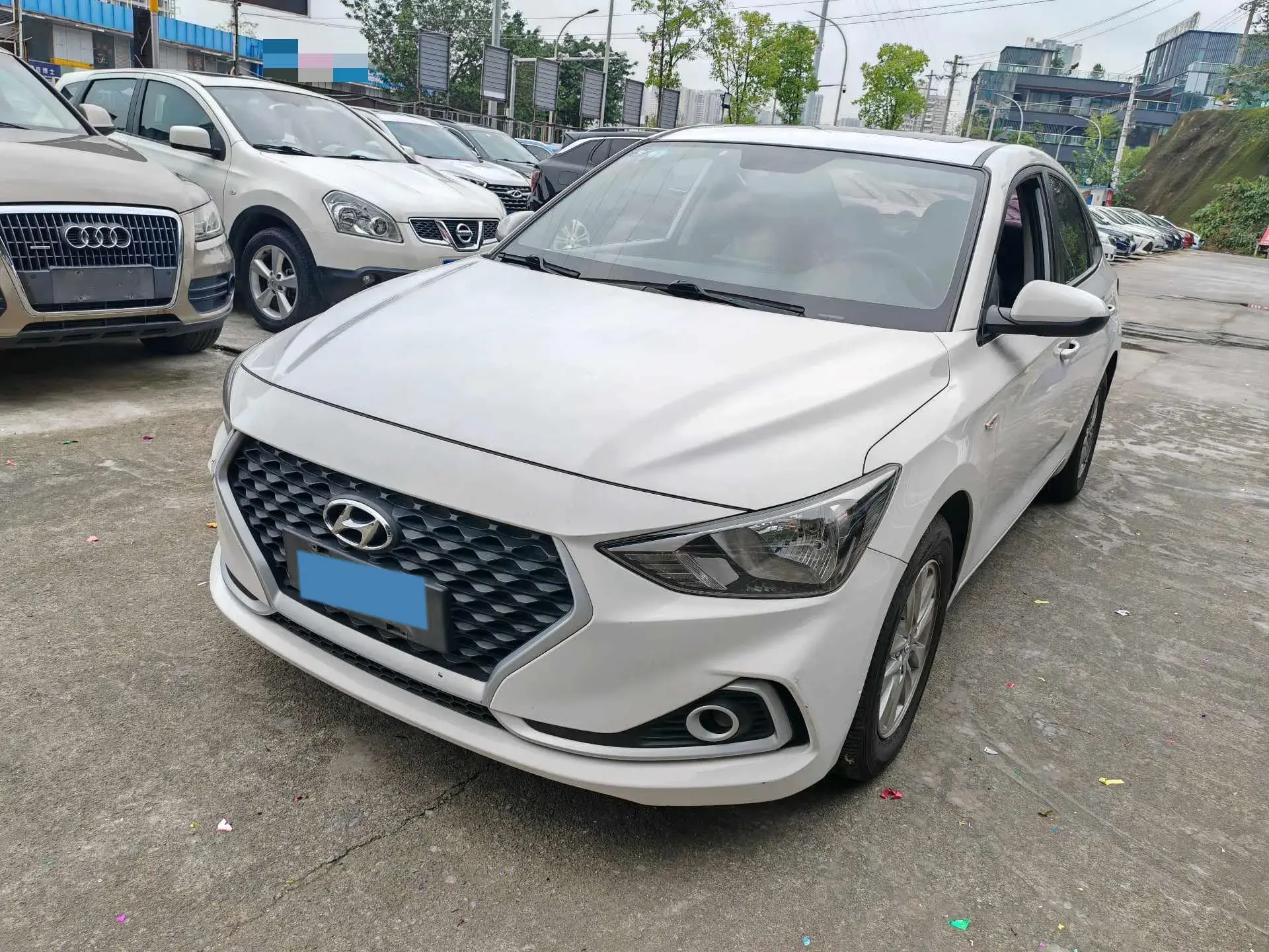 2017 HYUNDAI CELESTA view 1