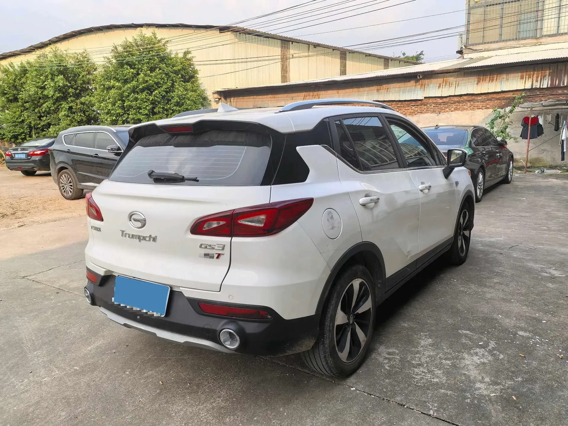 2017 GAC TRUMPCHI thumbnail 2