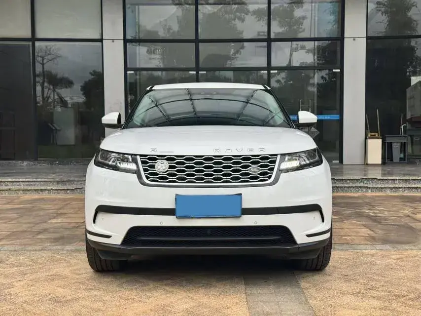 2020 LAND ROVER thumbnail 2