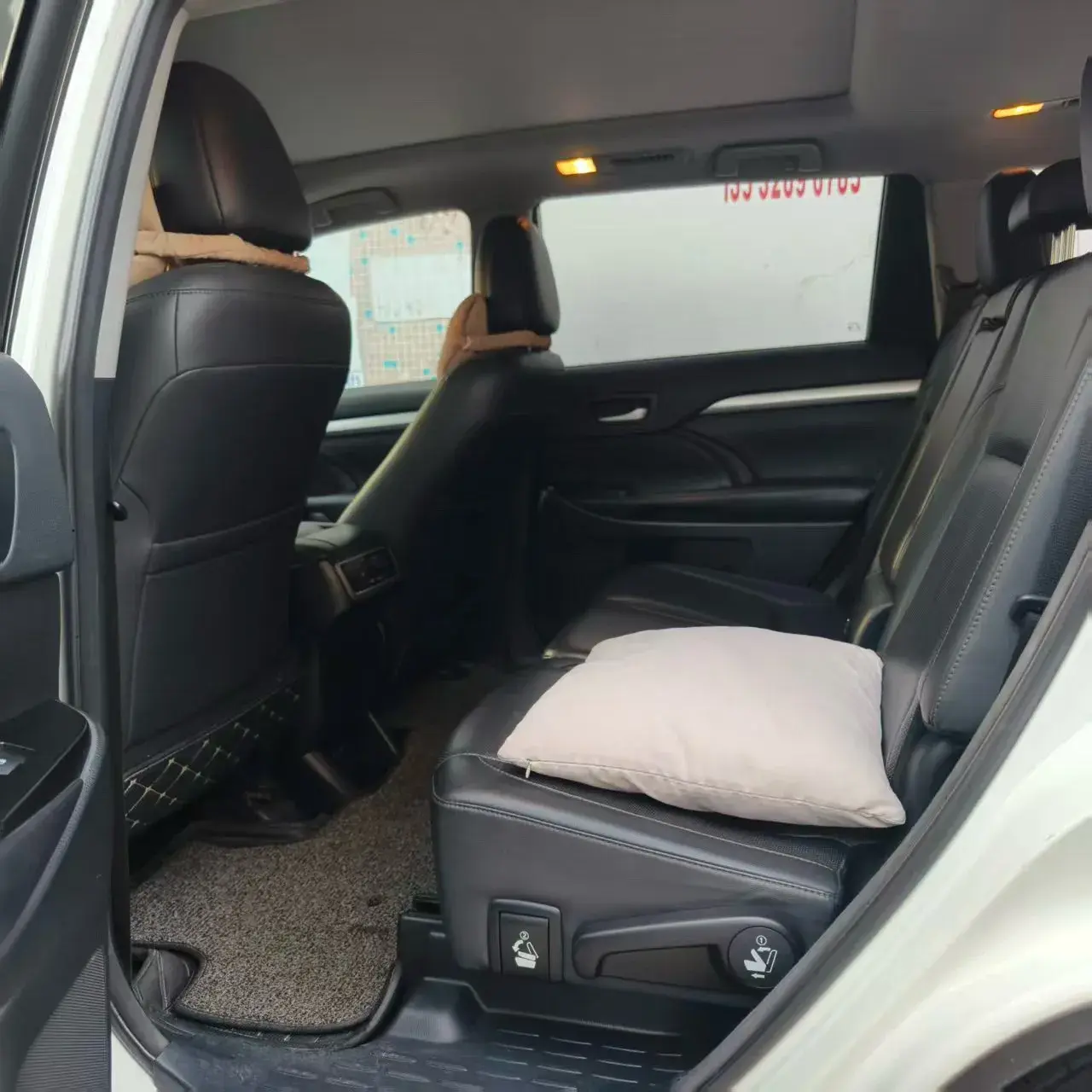 2018 TOYOTA HIGHLANDER thumbnail 3