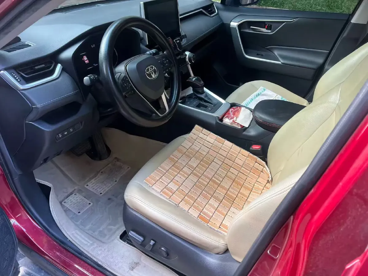 2021 Toyota RAV4 Hybird E+ 2.5L 180HP L4 E-CVT PHEV 15.984KWH,autocango,china used car exporter,china ev exporter,chinese used car exporter,chinese used ev exporter