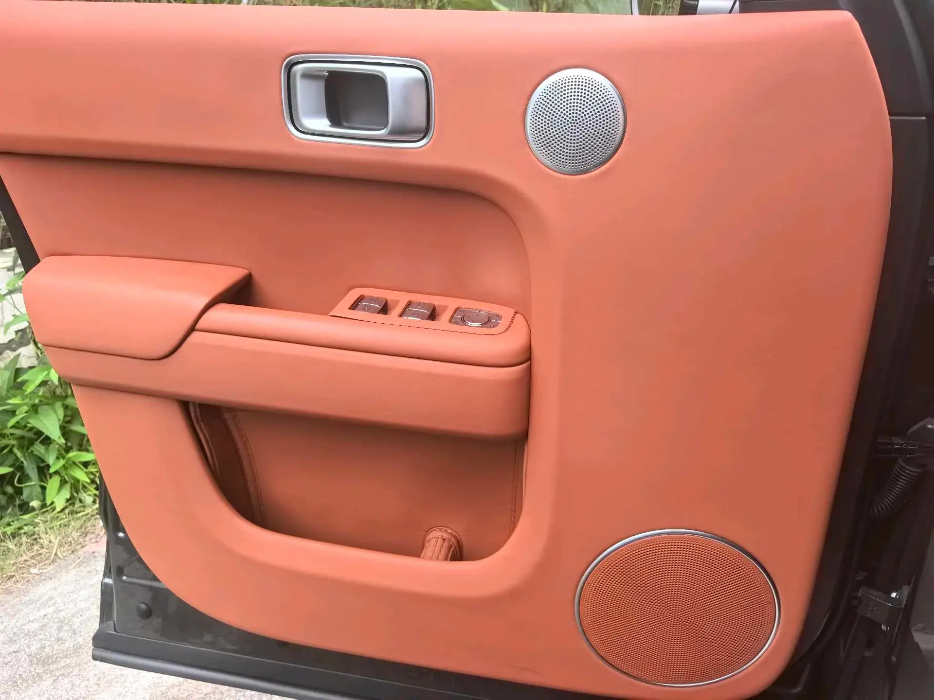 2023 LI L7 thumbnail 2