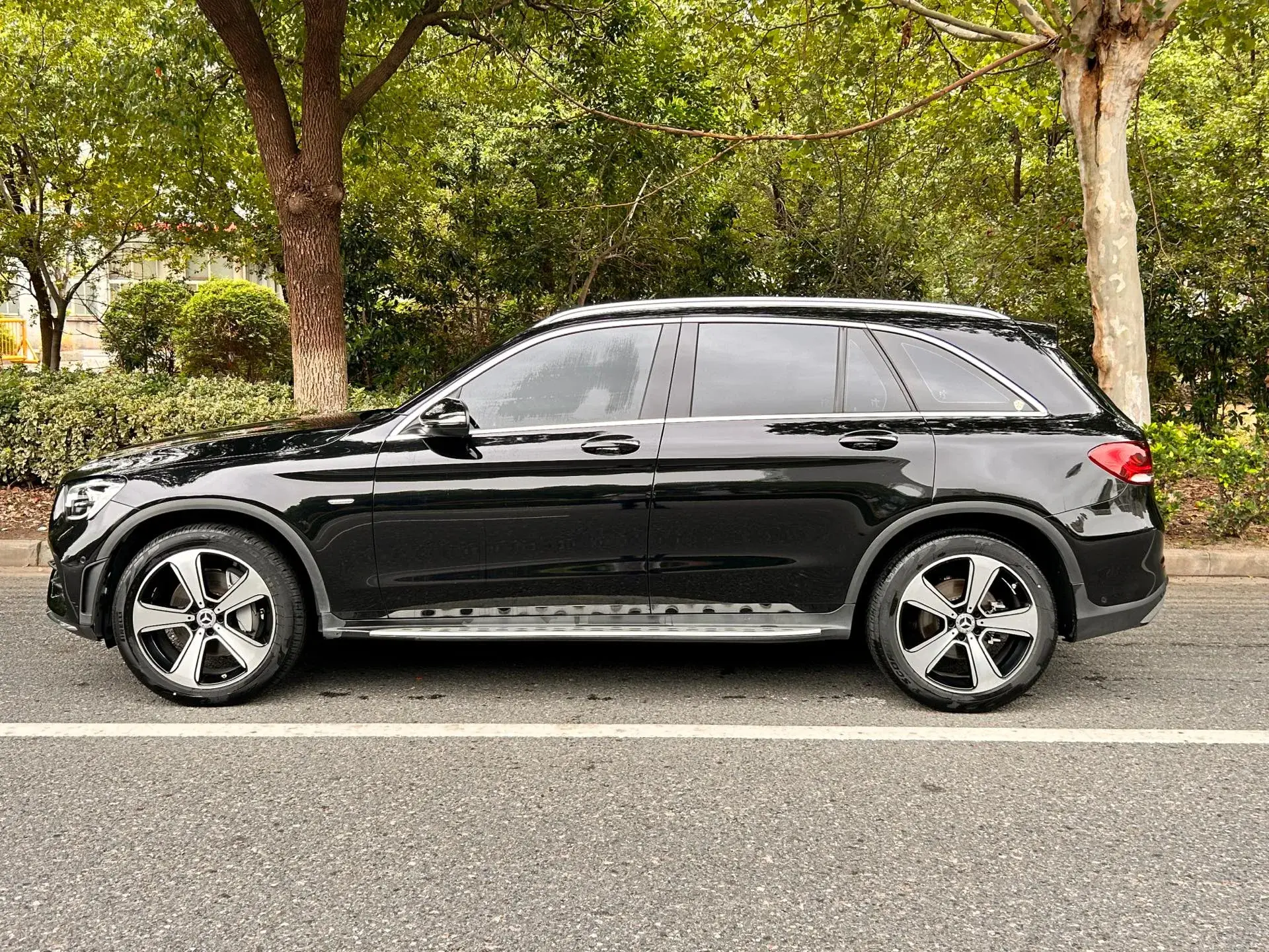 2022 MERCEDES-BENZ GLC thumbnail 3