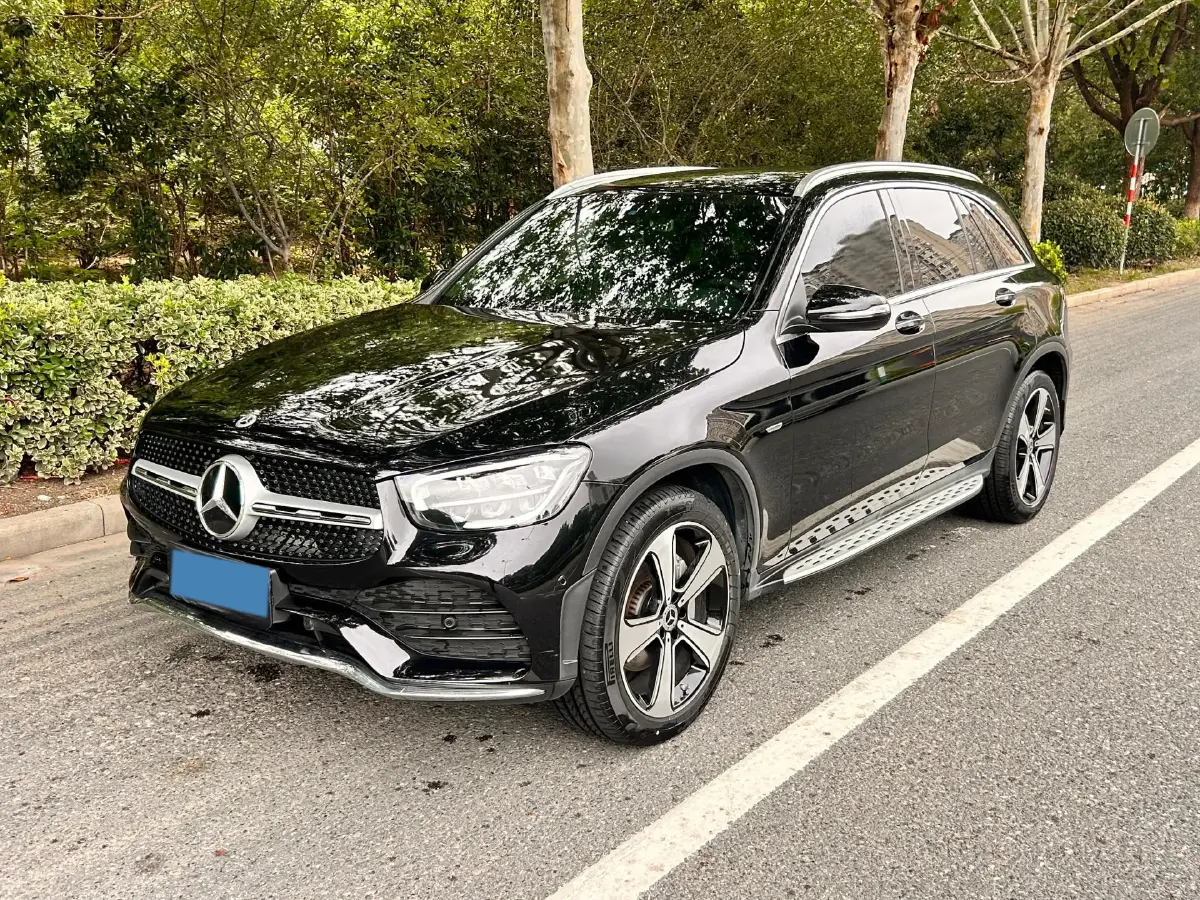 2022 Mercedes-Benz GLC Class 2.0T 258HP L4 9AT