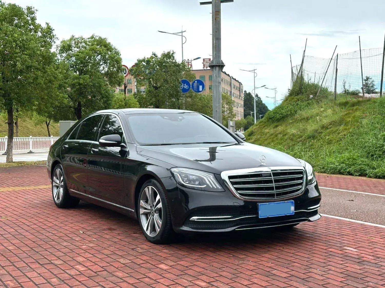 2020 MERCEDES-BENZ S thumbnail 3