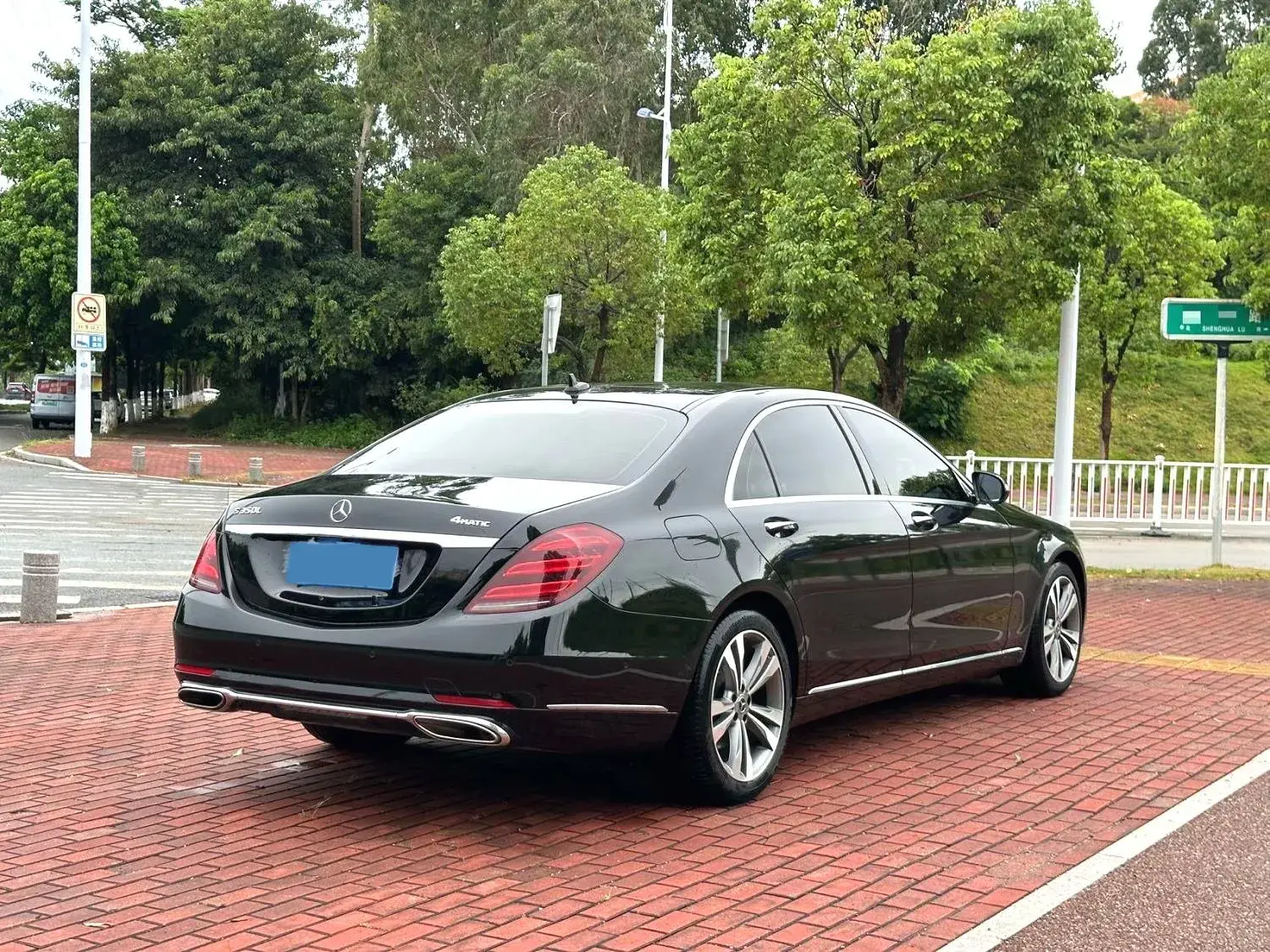 2020 MERCEDES-BENZ S thumbnail 4