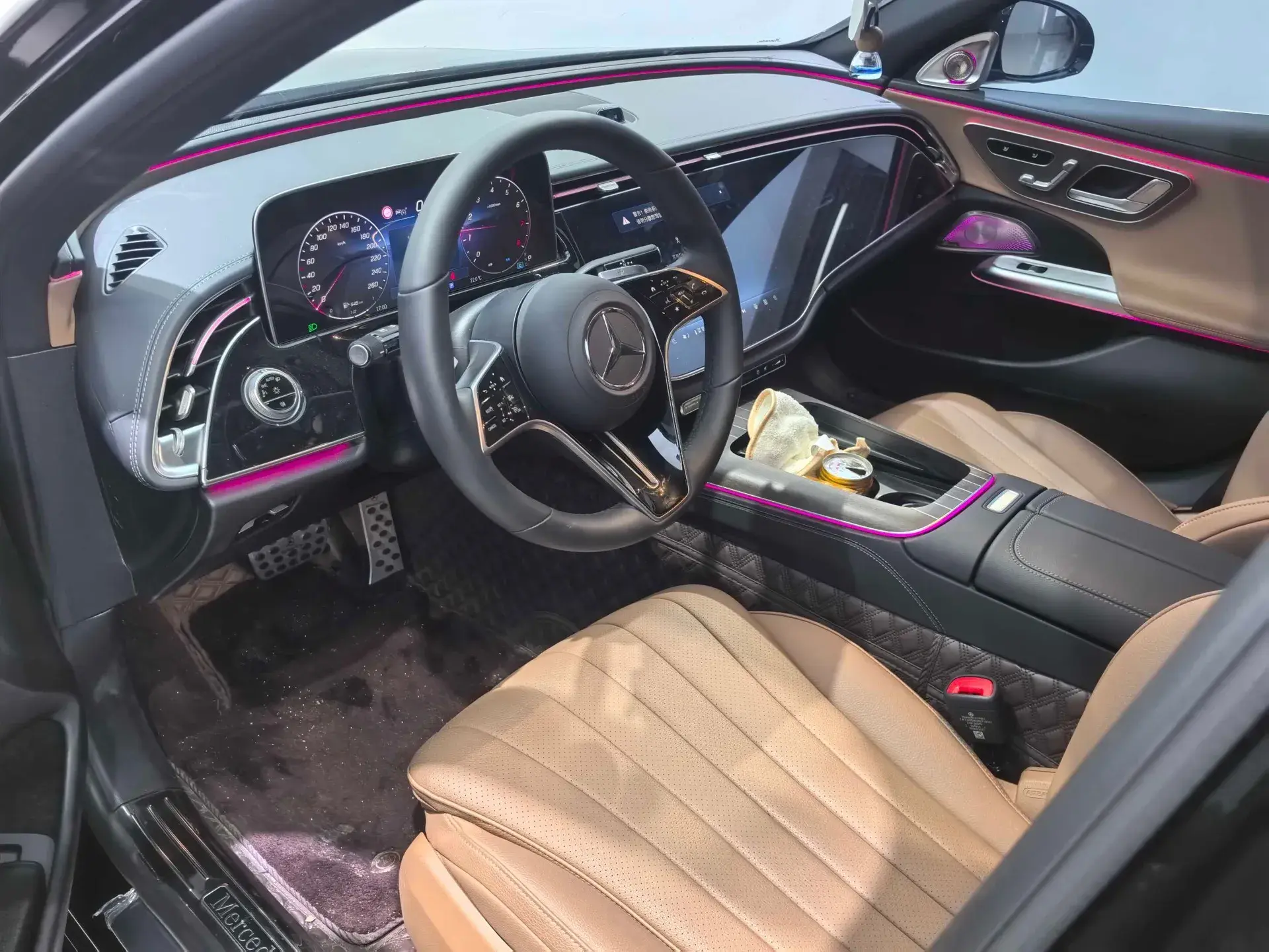 2025 MERCEDES-BENZ E thumbnail 4