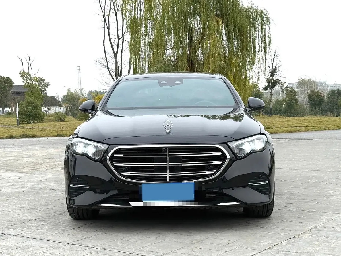 2025 Mercedes-Benz E Class 2.0T 258HP L4 9AT,autocango,china used car exporter,china ev exporter,chinese used car exporter,chinese used ev exporter