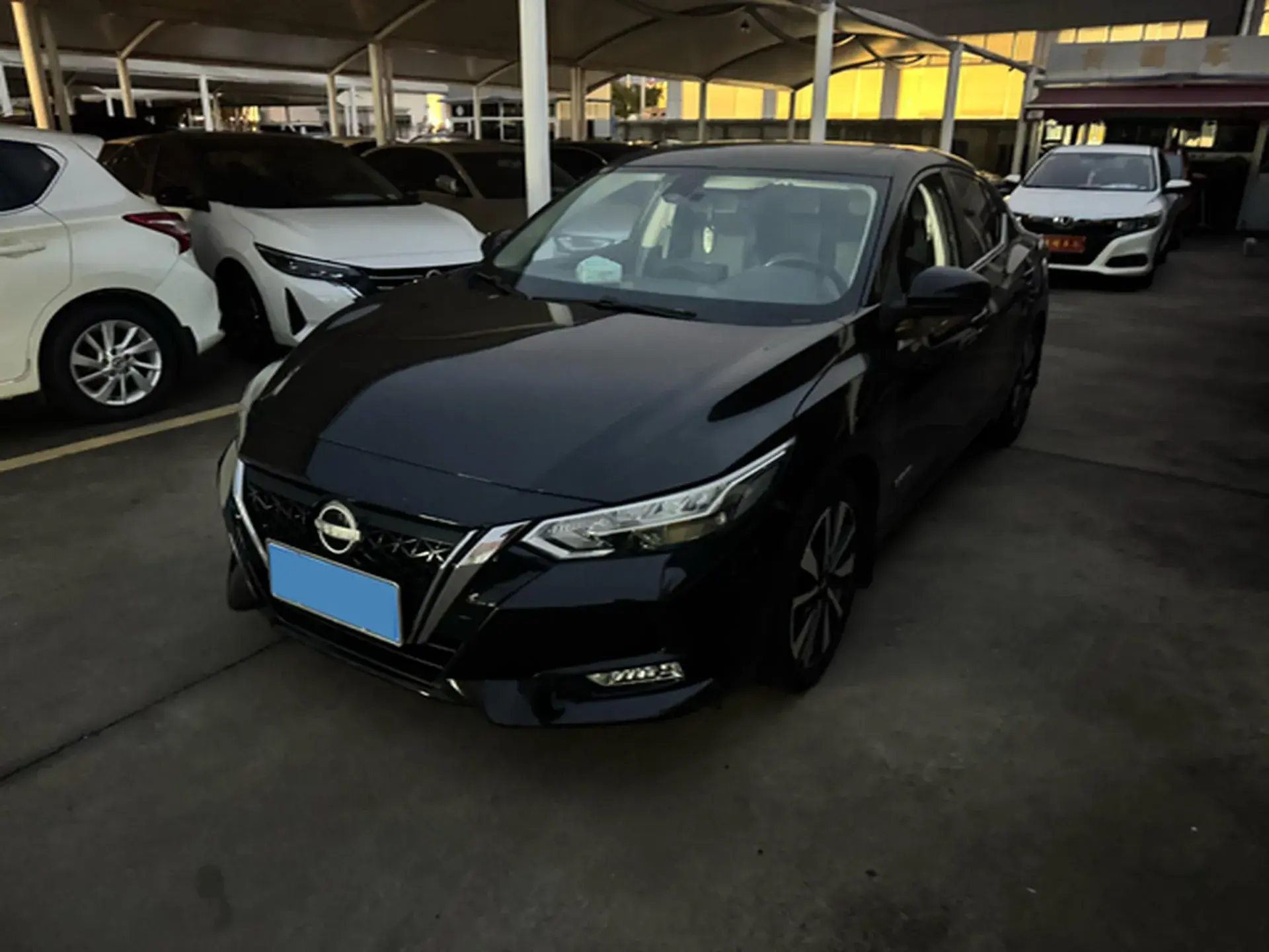 2022 NISSAN SYLPHY view 1