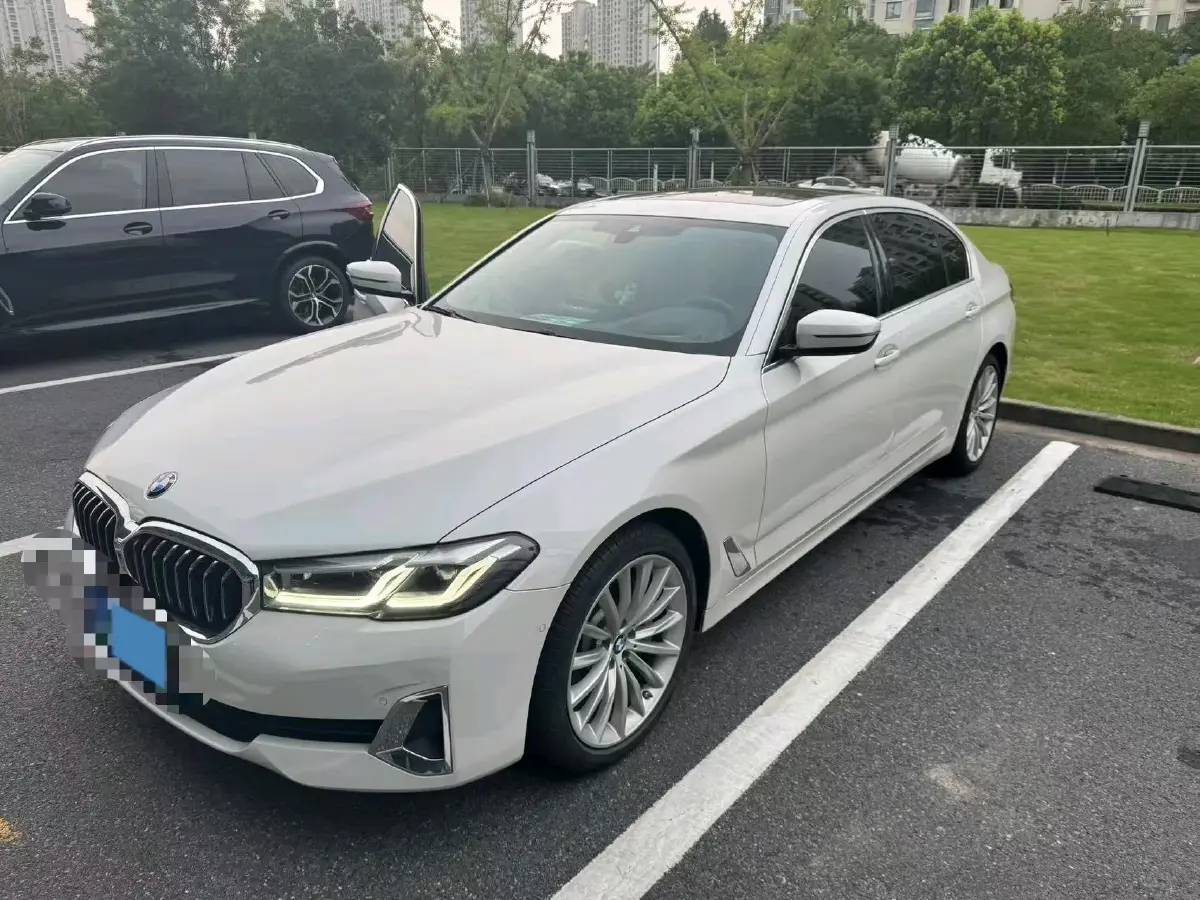 2021 BMW 5 Series 2.0T 252HP L4 8AT