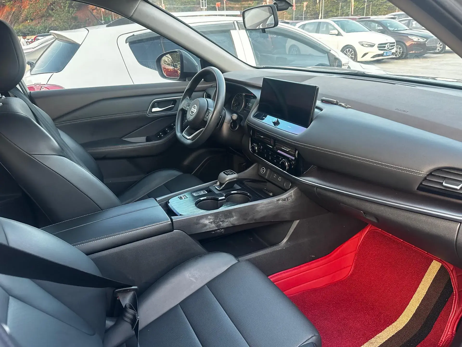 2021 NISSAN X-TRAIL thumbnail 4