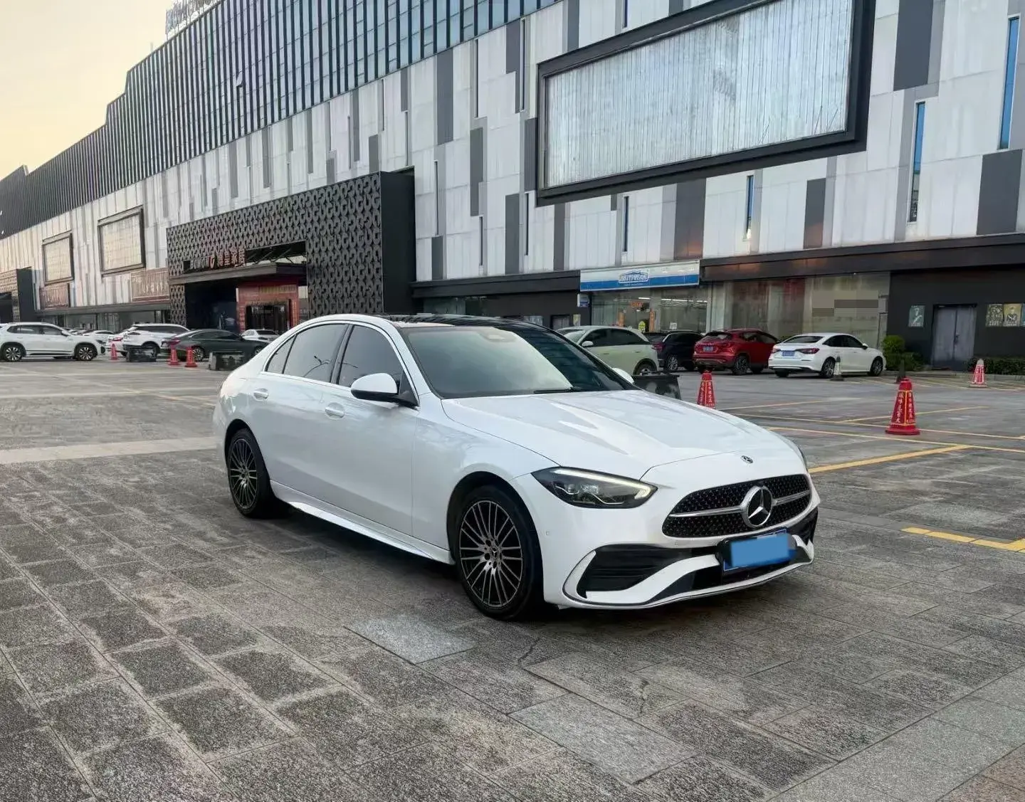 2022 MERCEDES-BENZ C thumbnail 3