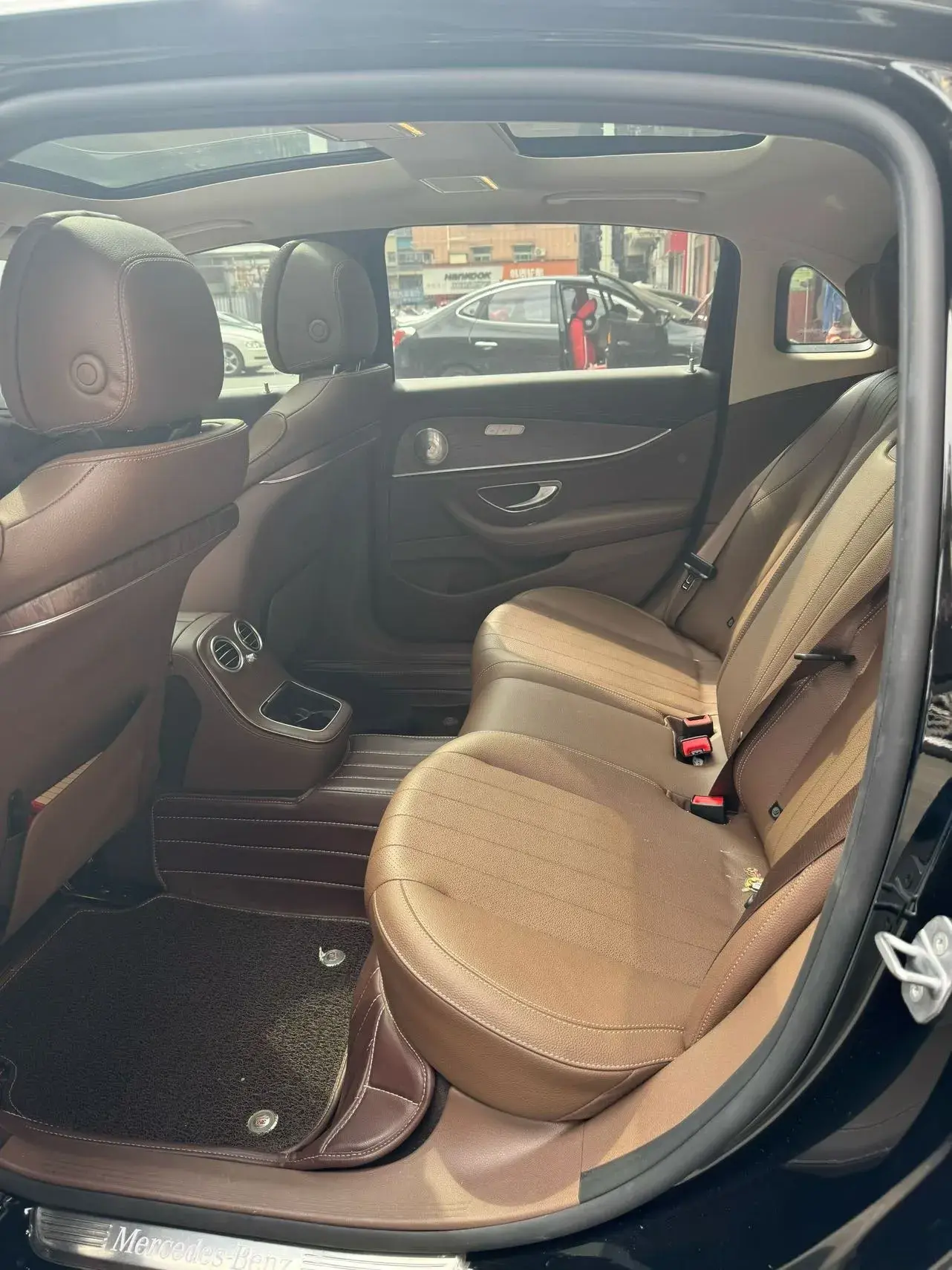 2021 MERCEDES-BENZ E thumbnail 3