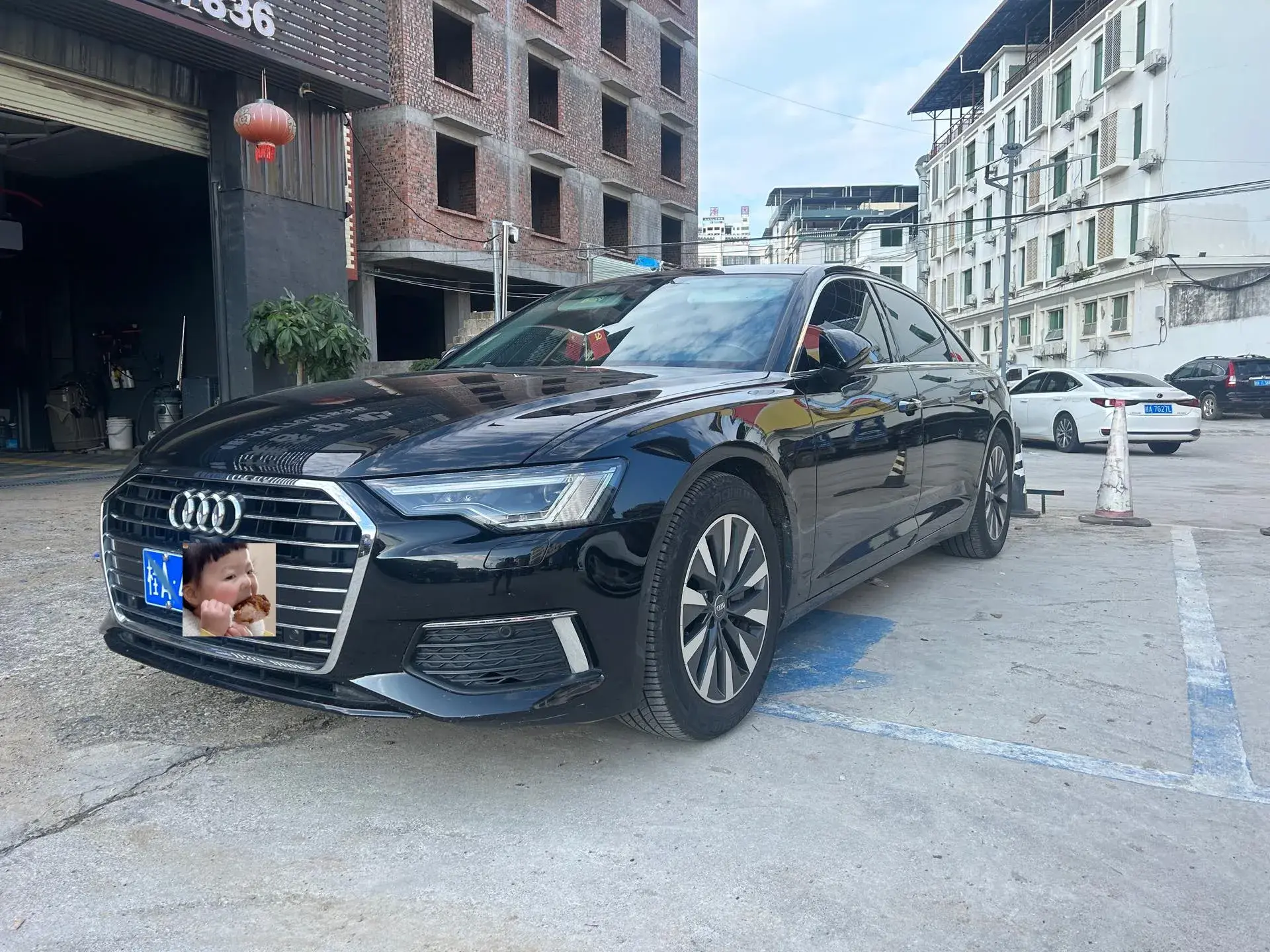 2021 AUDI A6L view 1