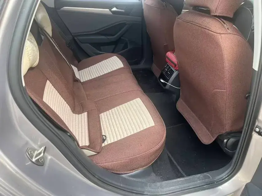 2020 VOLKSWAGEN SAGITAR thumbnail 4