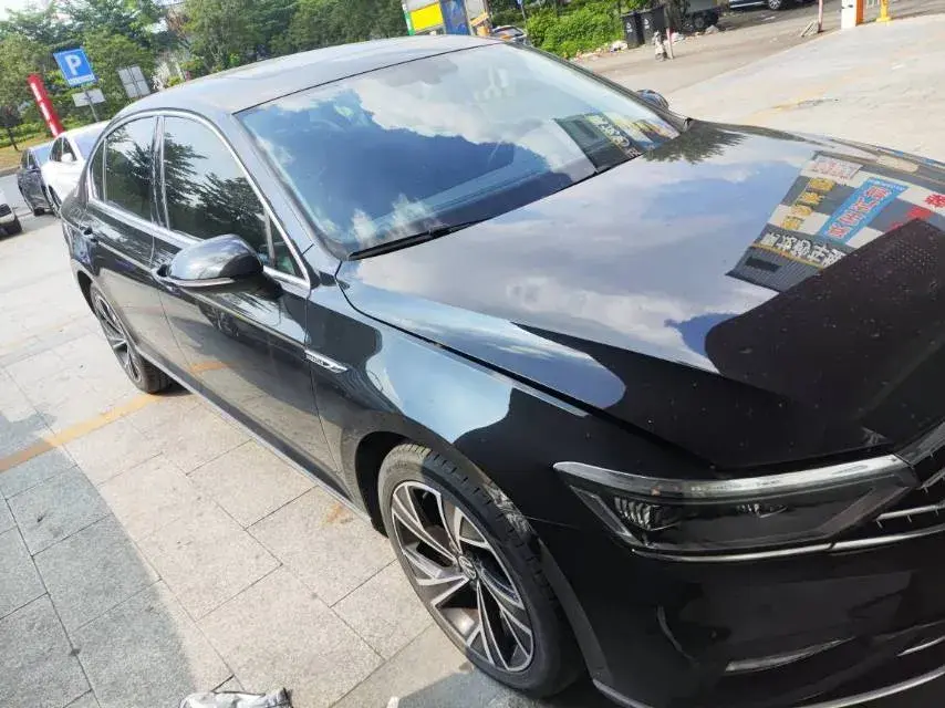 2021 VOLKSWAGEN MAGOTAN thumbnail 2